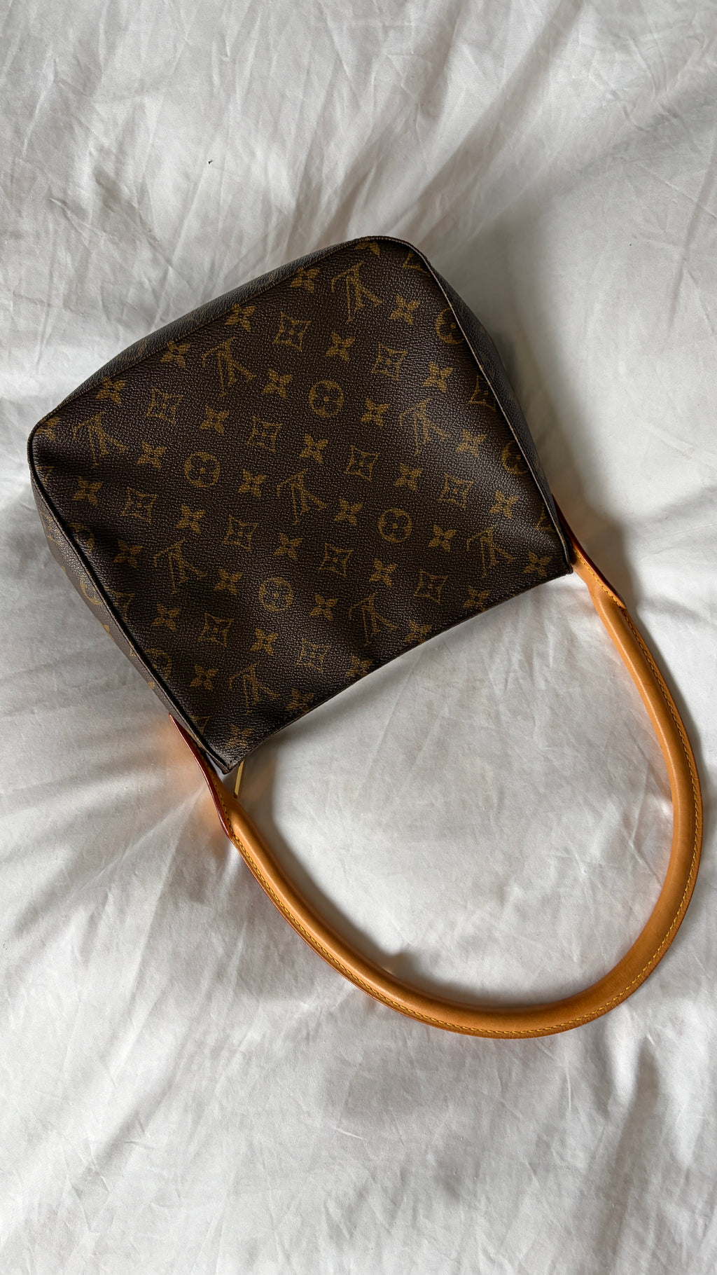 Louis Vuitton Looping MM Monogram