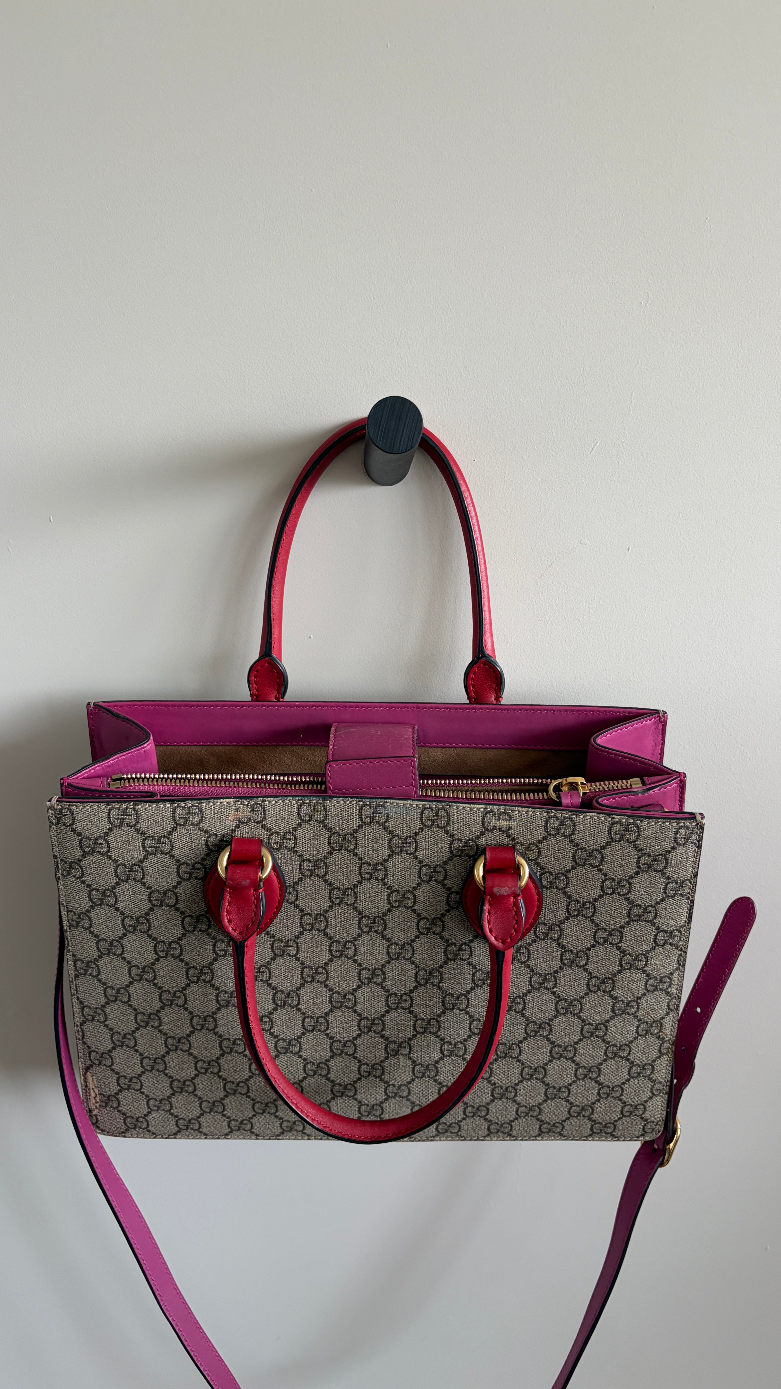 Gucci GG Supreme Top Handle 2Way
