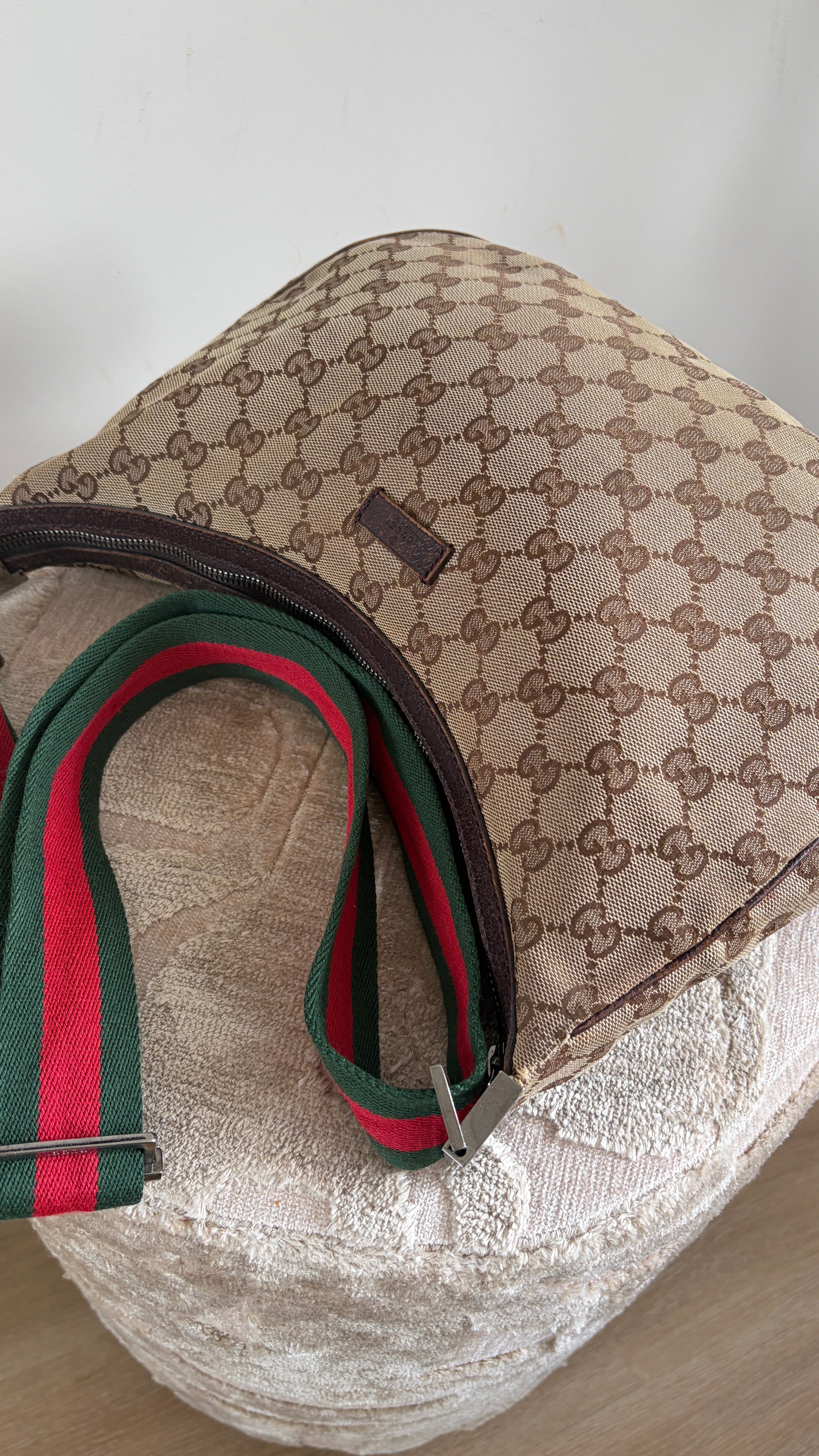 Gucci GG Half Moon