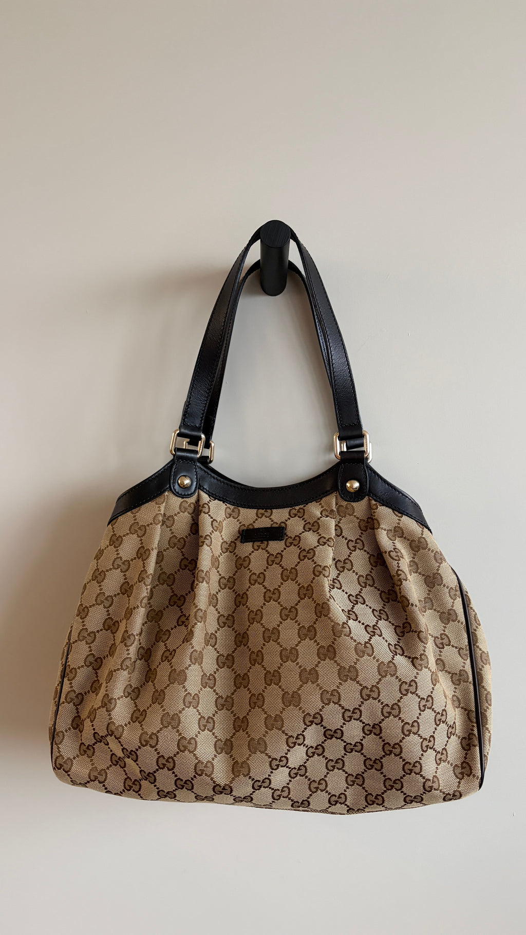 Gucci CC Canvas Tote Bag