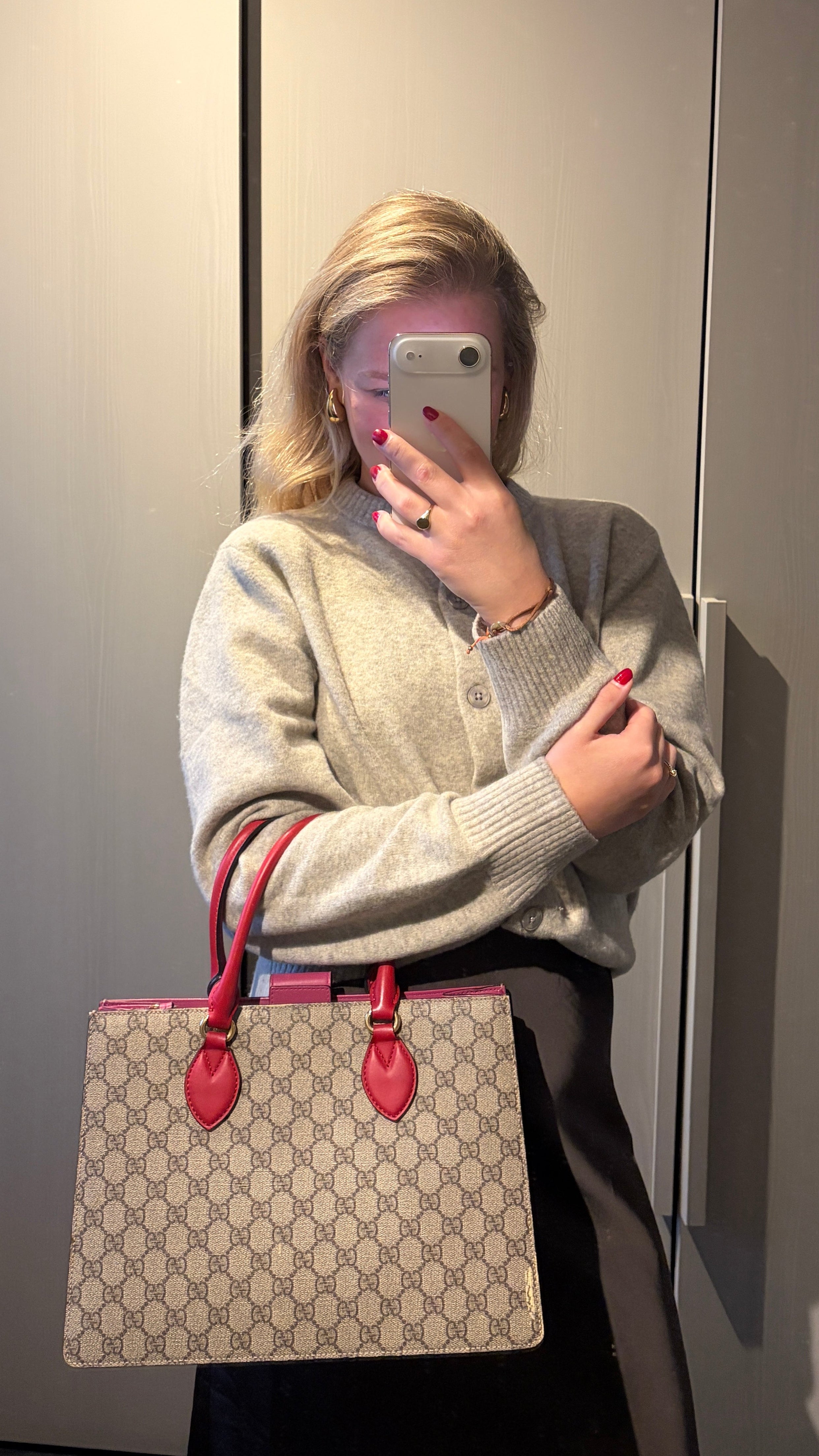  Gucci GG Supreme - Pasfoto