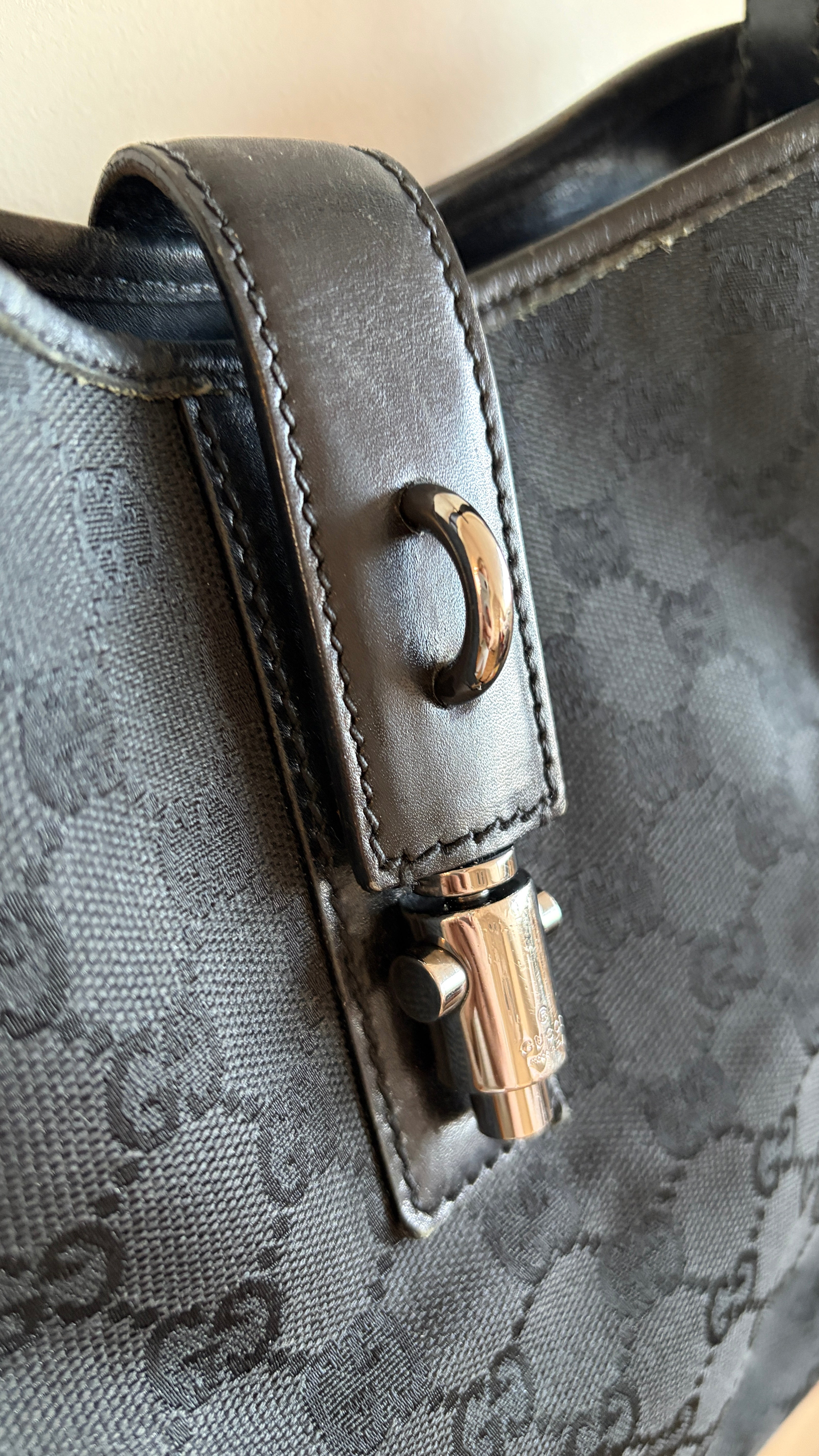  Gucci Jackie Black - Sluiting voorkant