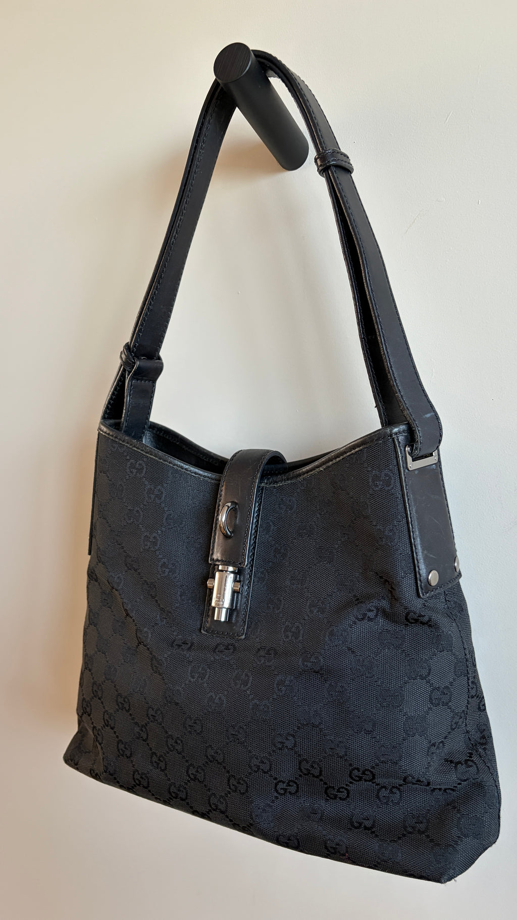 Gucci Jackie Black - voorkant/zijkant