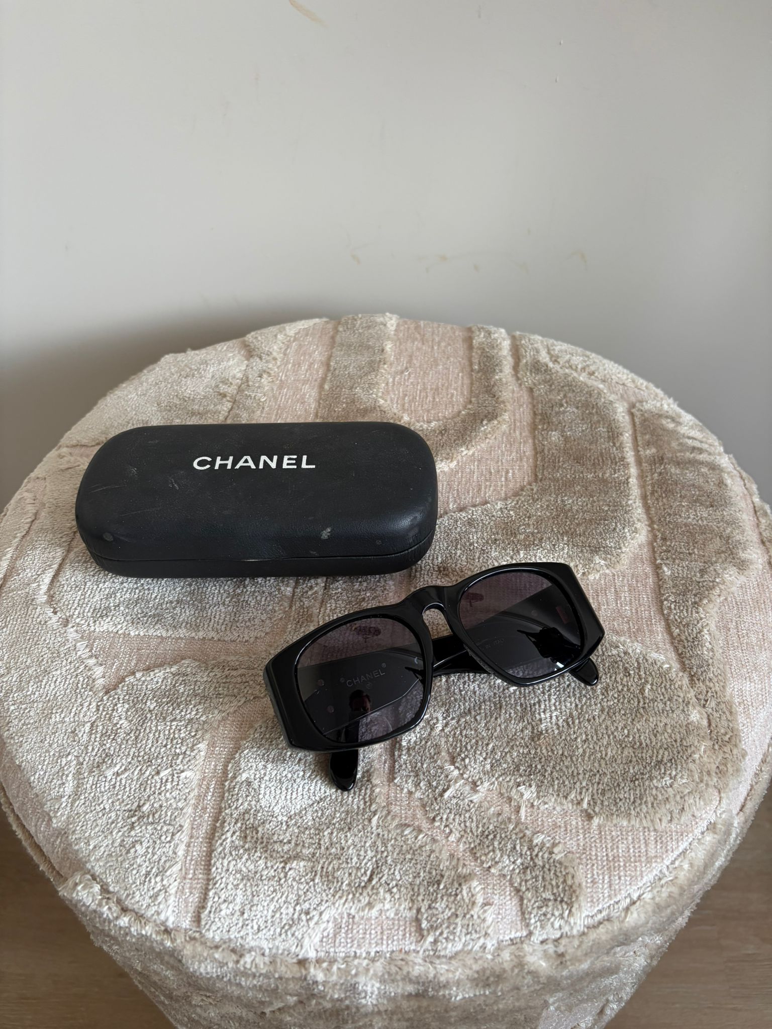 Chanel sunglasses plastic black CC