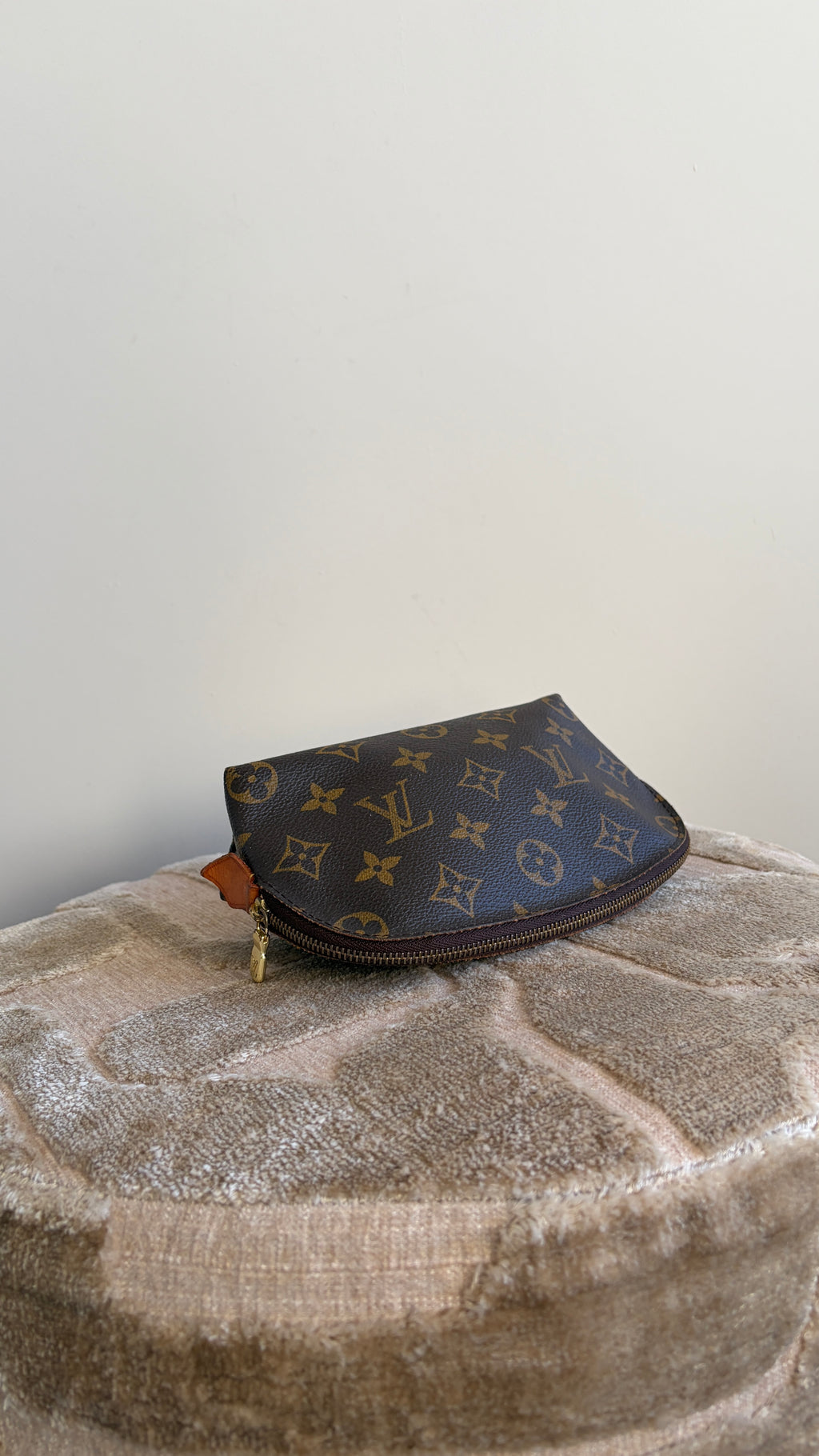 Louis Vuitton Cosmetic Pouch - Productfoto 5