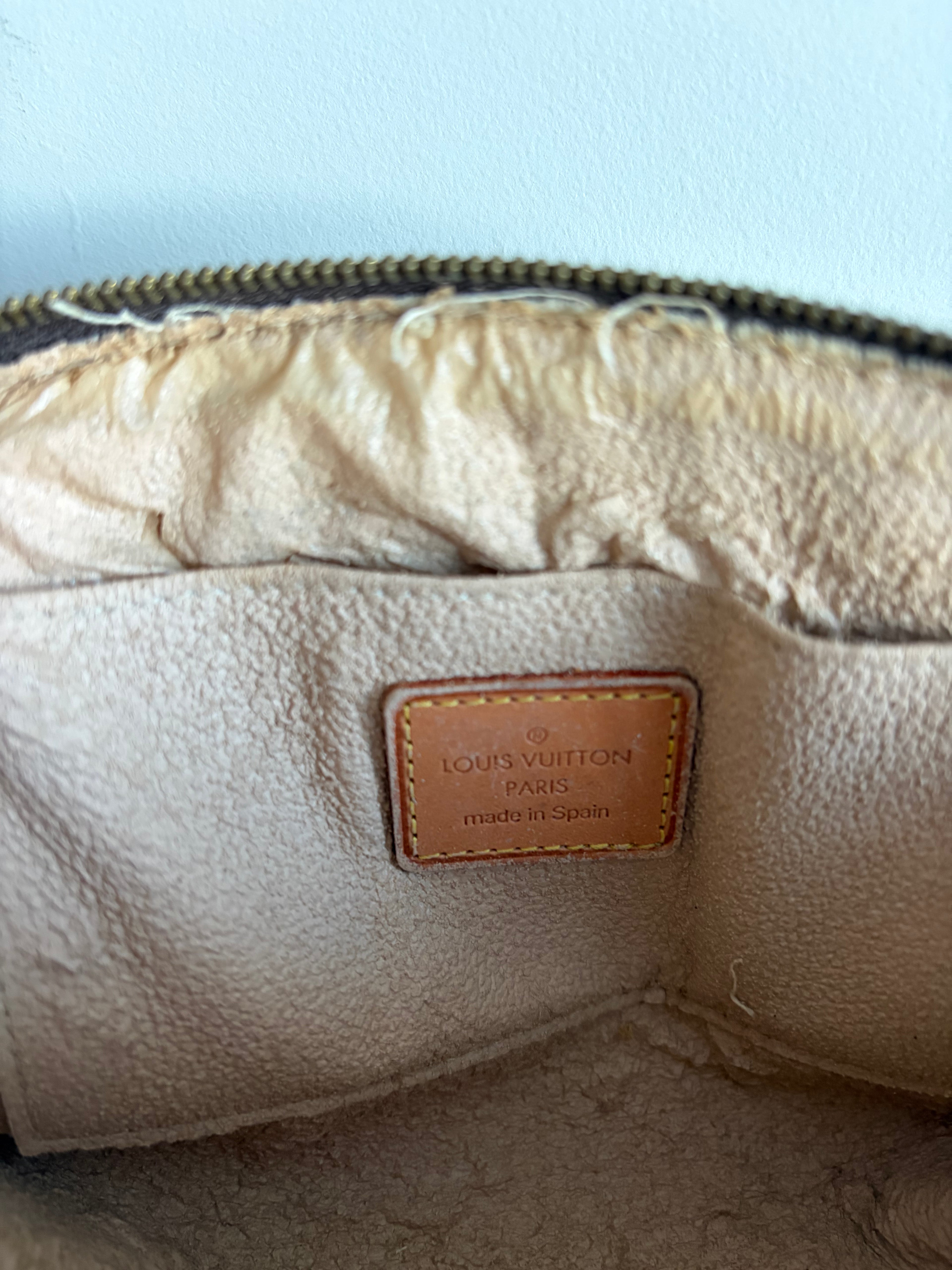 Louis Vuitton Cosmetic Pouch - binnenkant