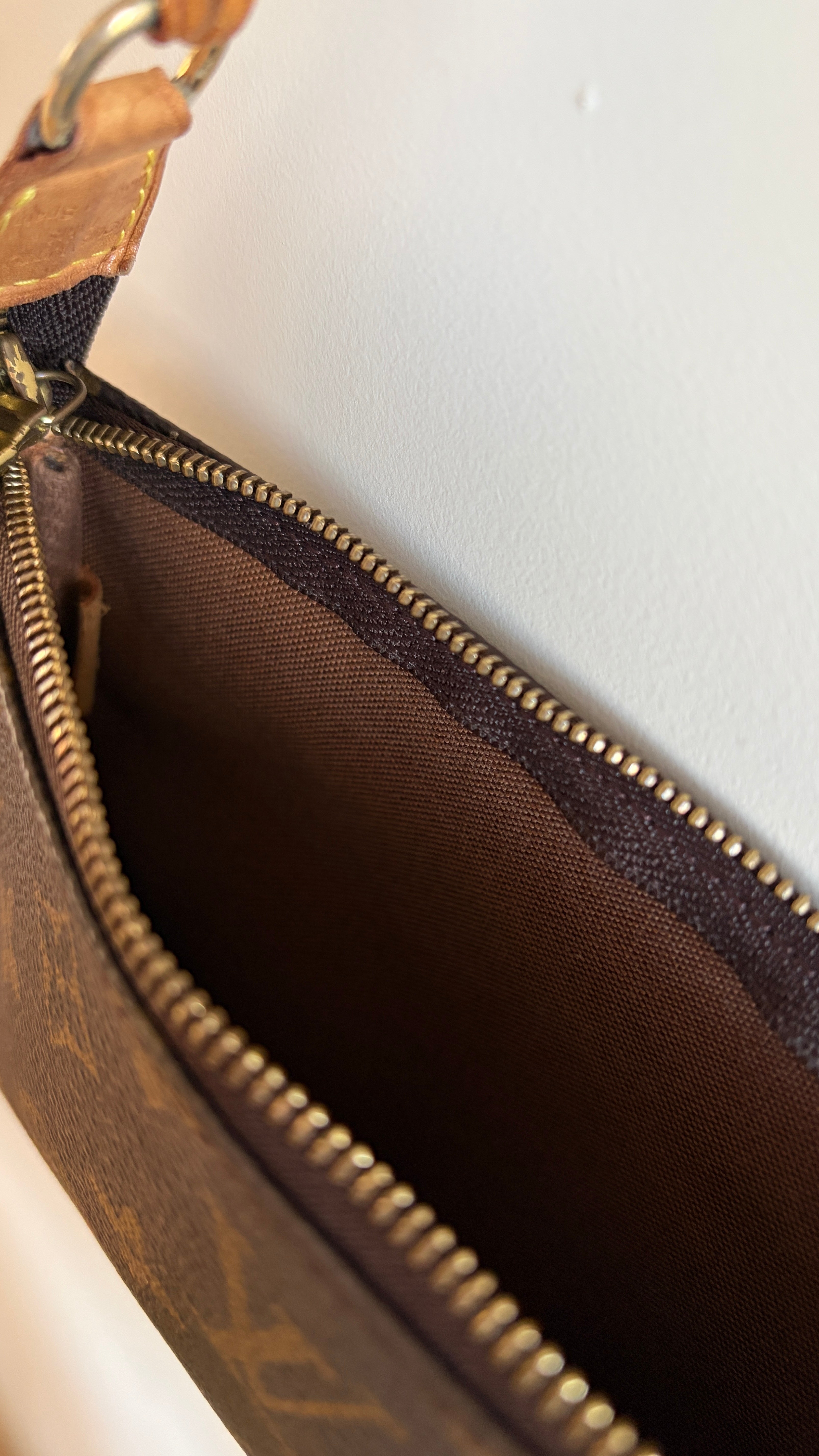 Louis Vuitton Pochette - 2000 rits binnenkant