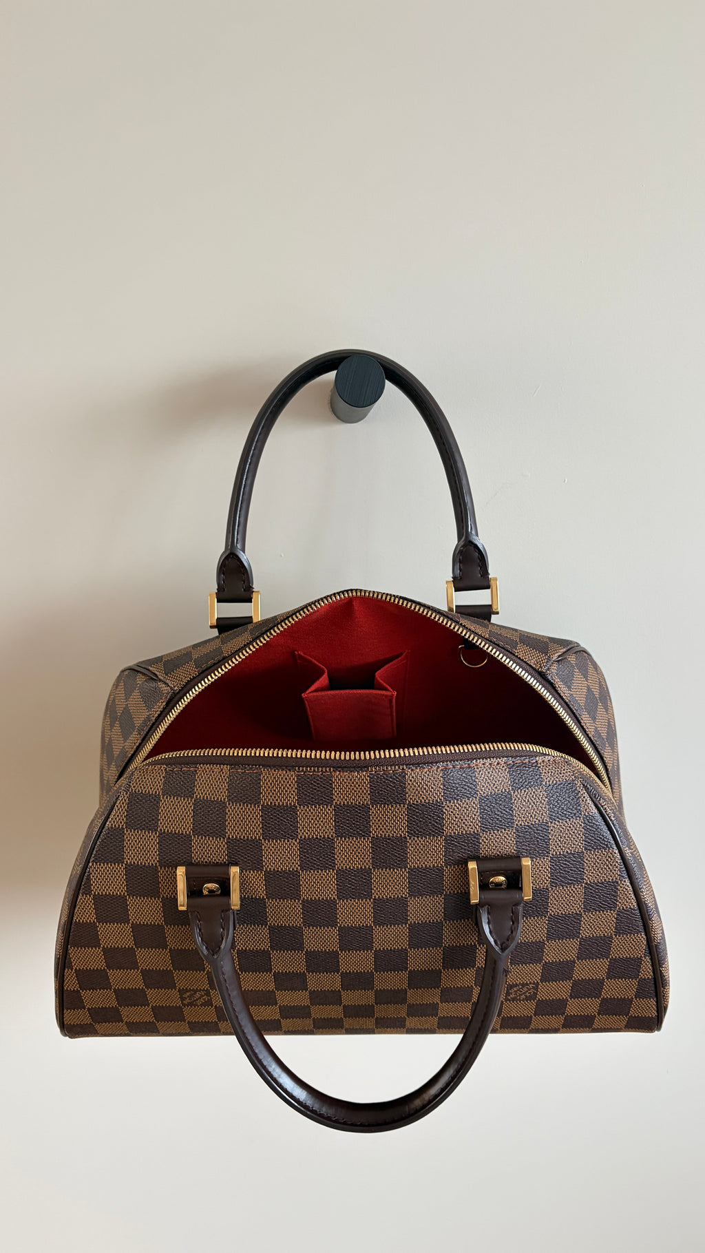  Louis Vuitton Ribera MM 
