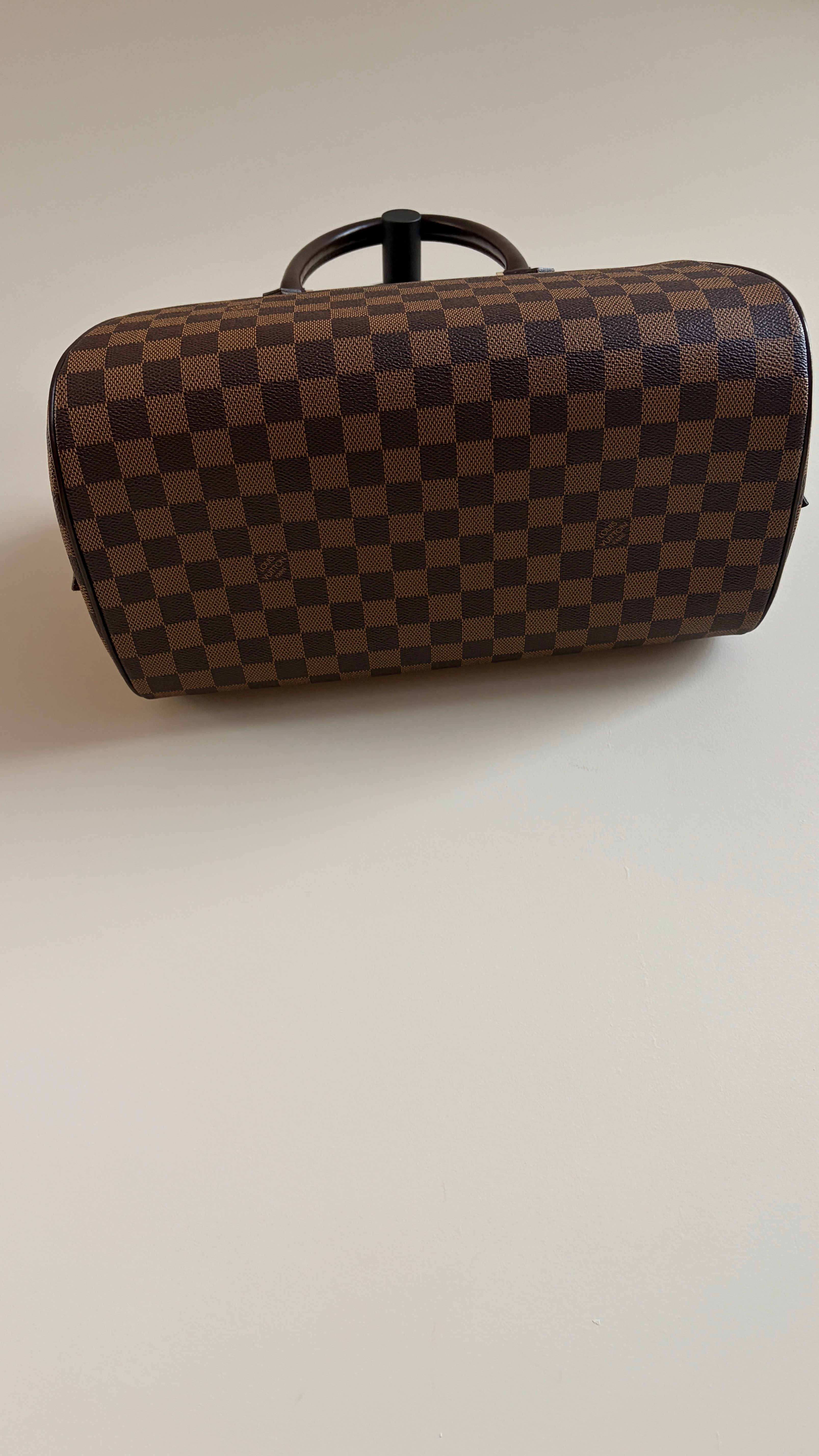 Louis Vuitton Ribera MM - Onderkant