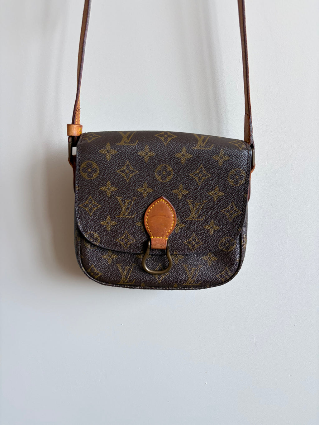 Louis Vuitton Saint Cloud - voorkant