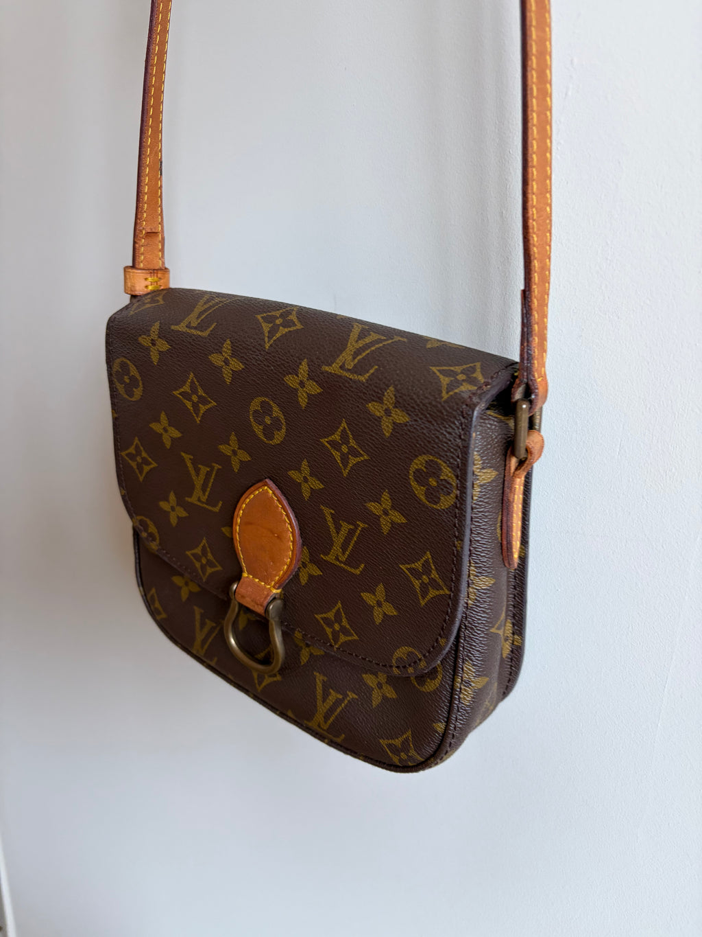 Louis Vuitton Saint Cloud - zijkant
