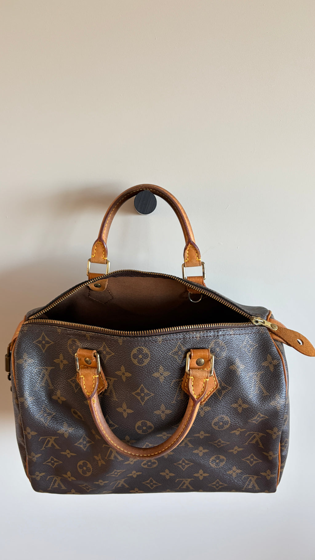 Louis Vuitton Speedy 30 - Open 