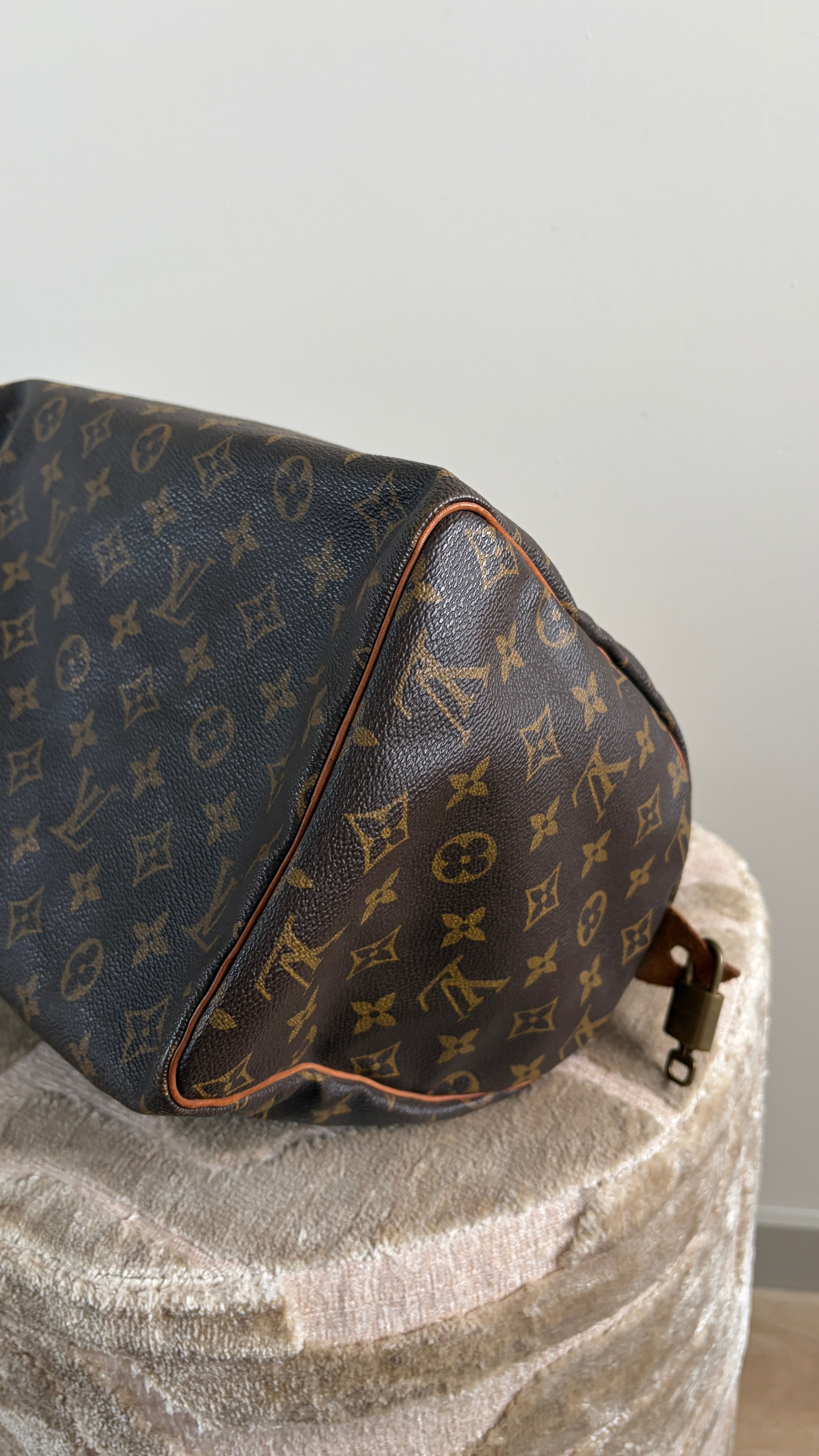Louis Vuitton Speedy 30 - TRE24 - Productfoto 10