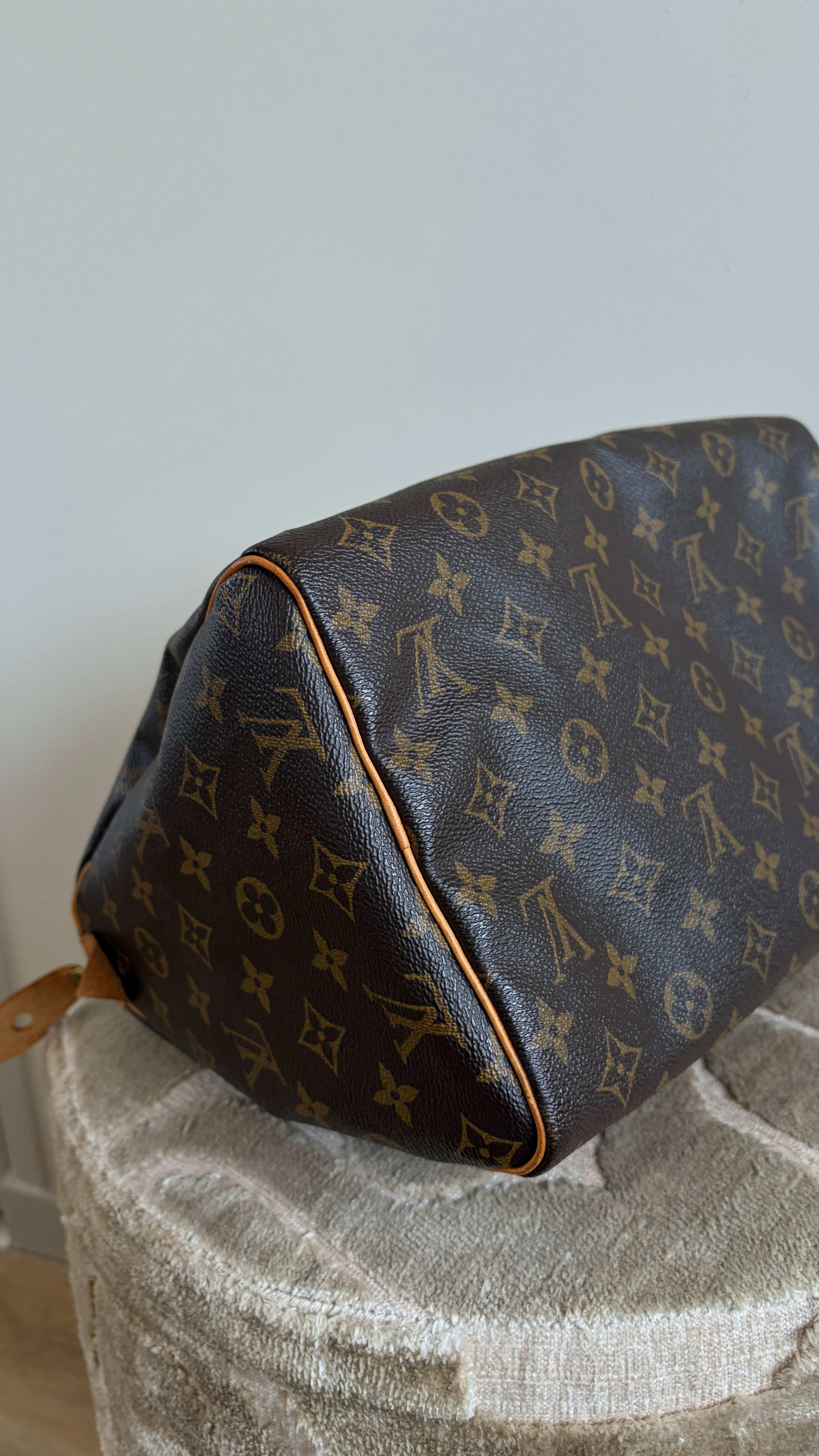 Louis Vuitton Speedy 30 - TRE25 - Productfoto 9