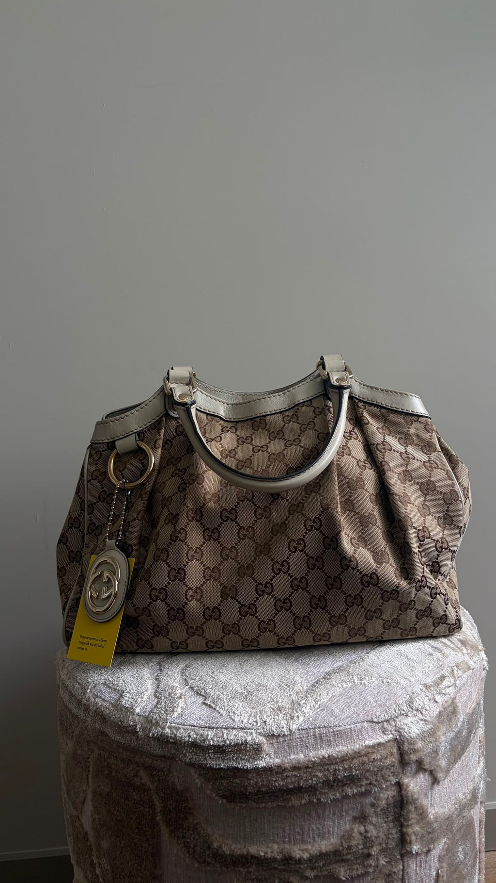 TRE104 - Gucci Sukey Tote - 12