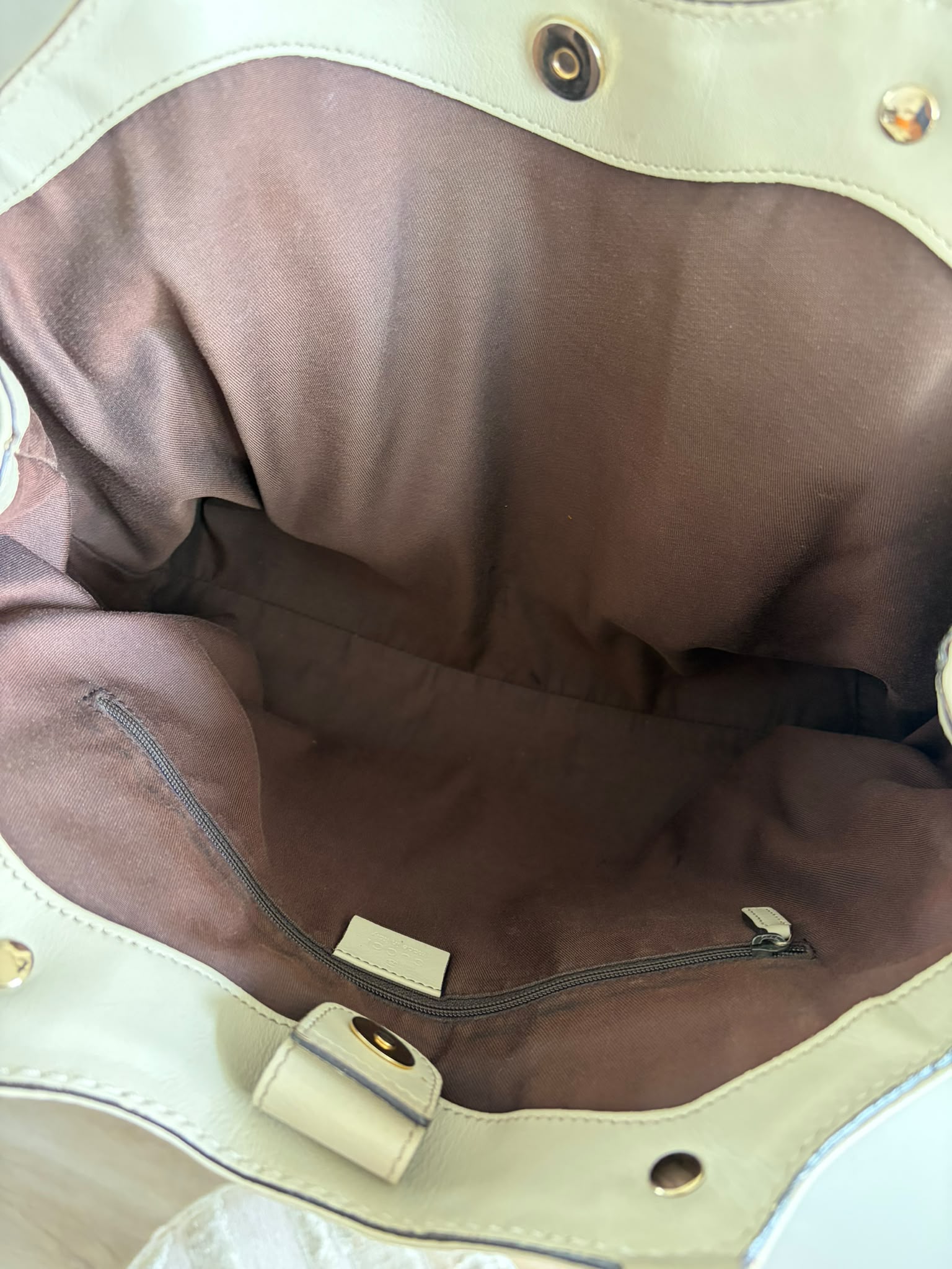 TRE104 - Gucci Sukey Tote - 3