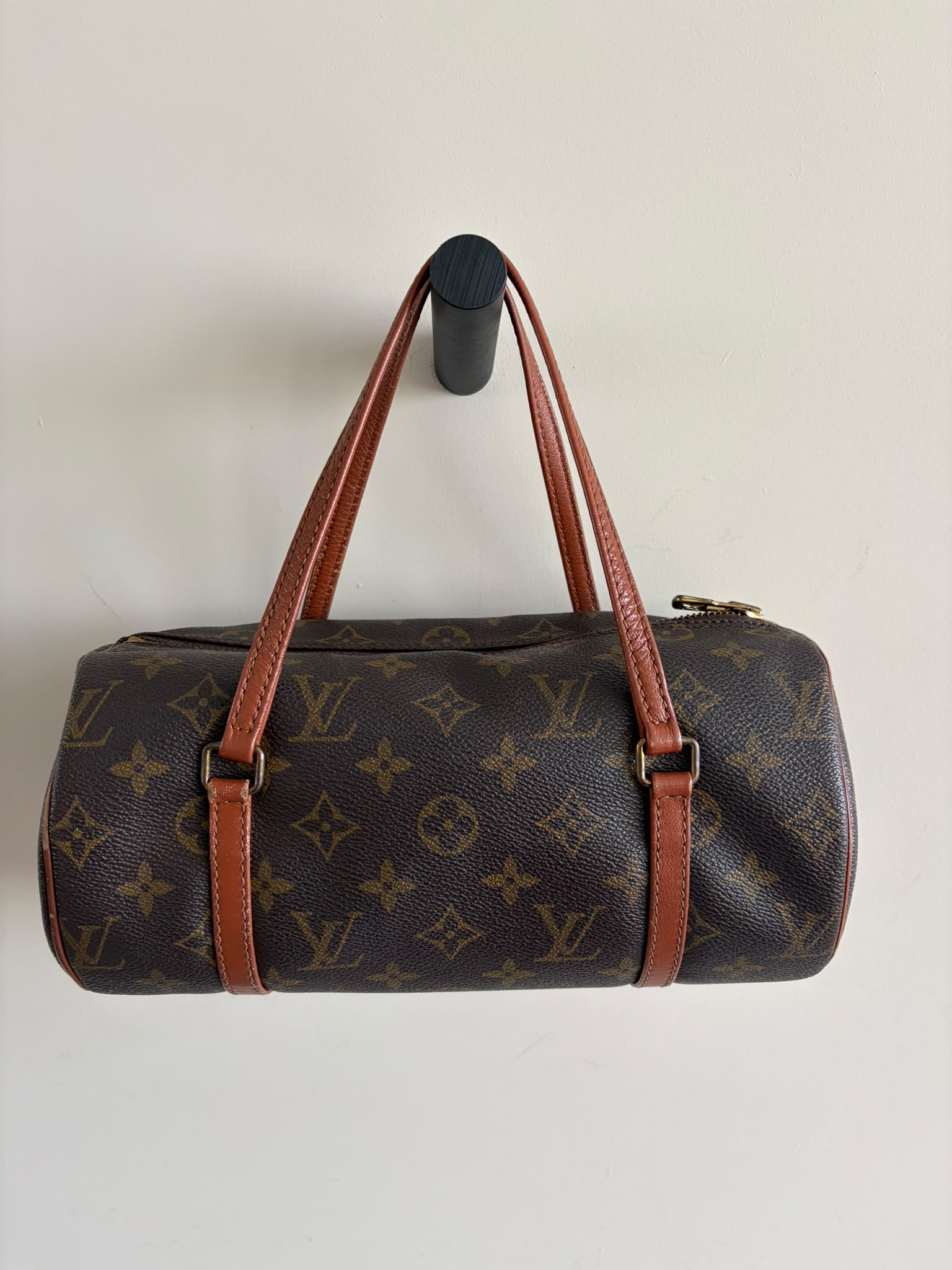 TRE105 - Louis Vuitton Papillon 26 - 3