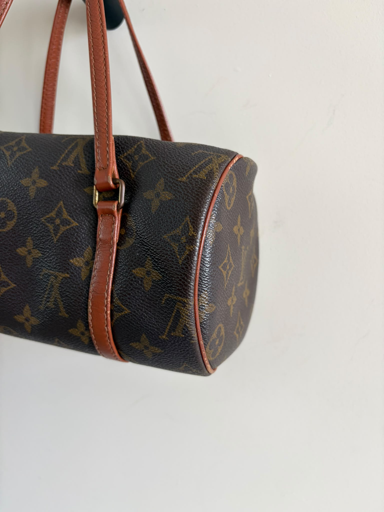 TRE105 - Louis Vuitton Papillon 26 - 5