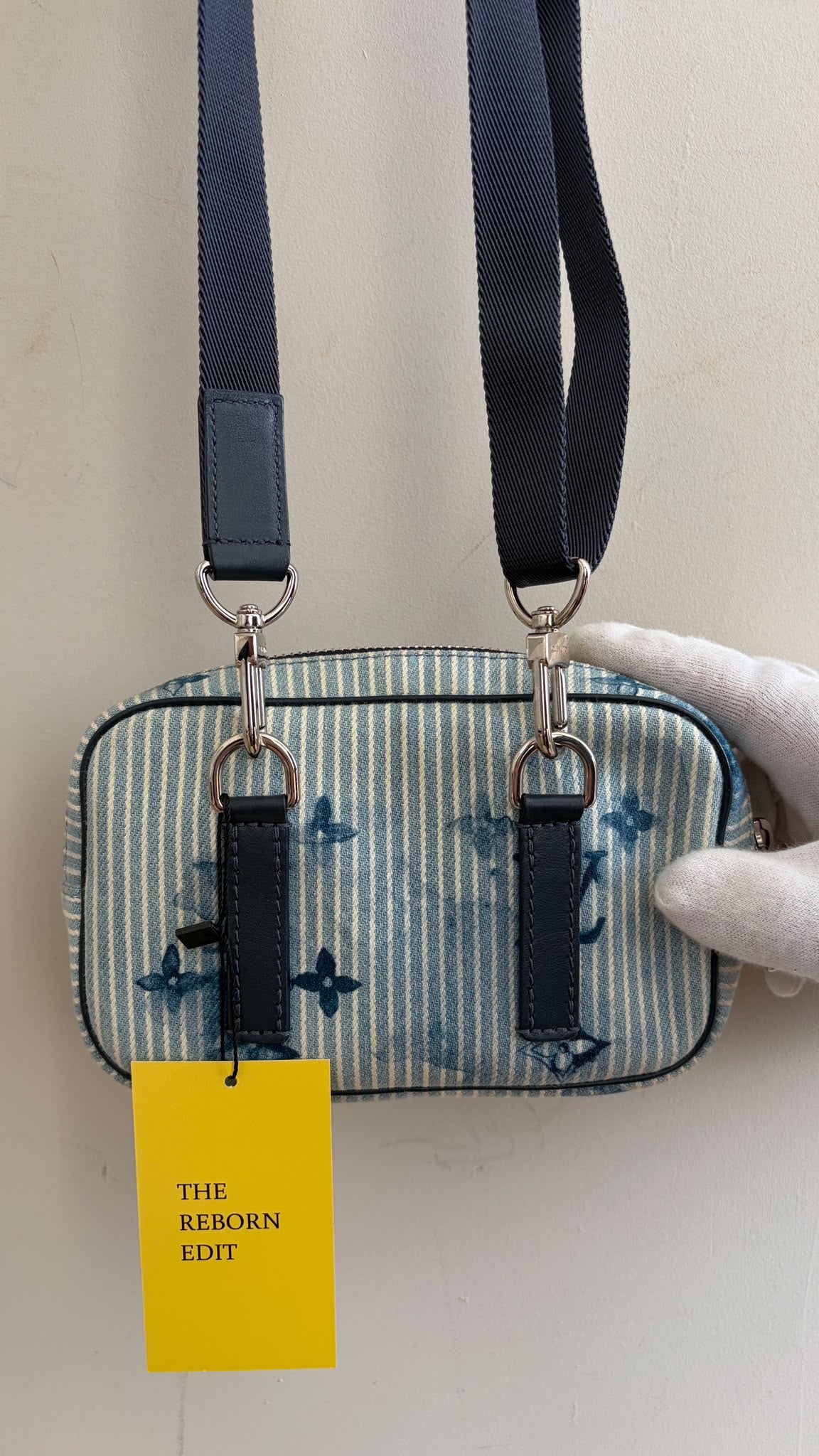 TRE128 - Louis Vuitton Monogram Watercolor Hickory Stripes Outdoor Pouch - 3