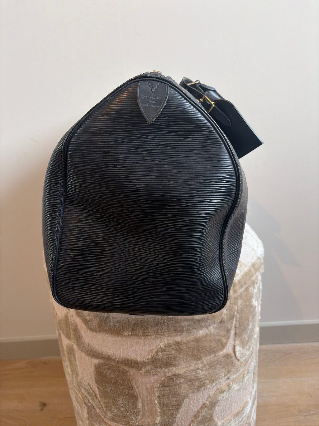 TRE39 - Louis Vuitton Keepall 45 Epi Black - productfoto 2
