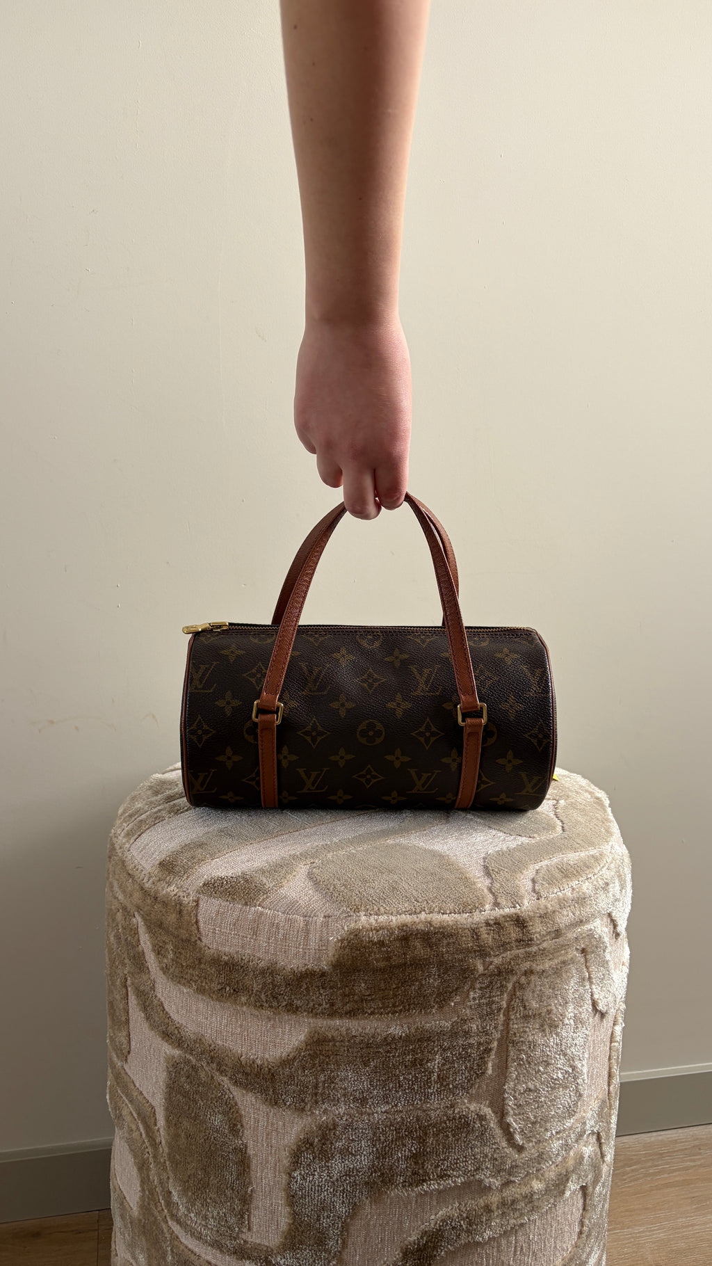 TRE41 - Louis Vuitton Papillon 26 Monogram - productfoto 1