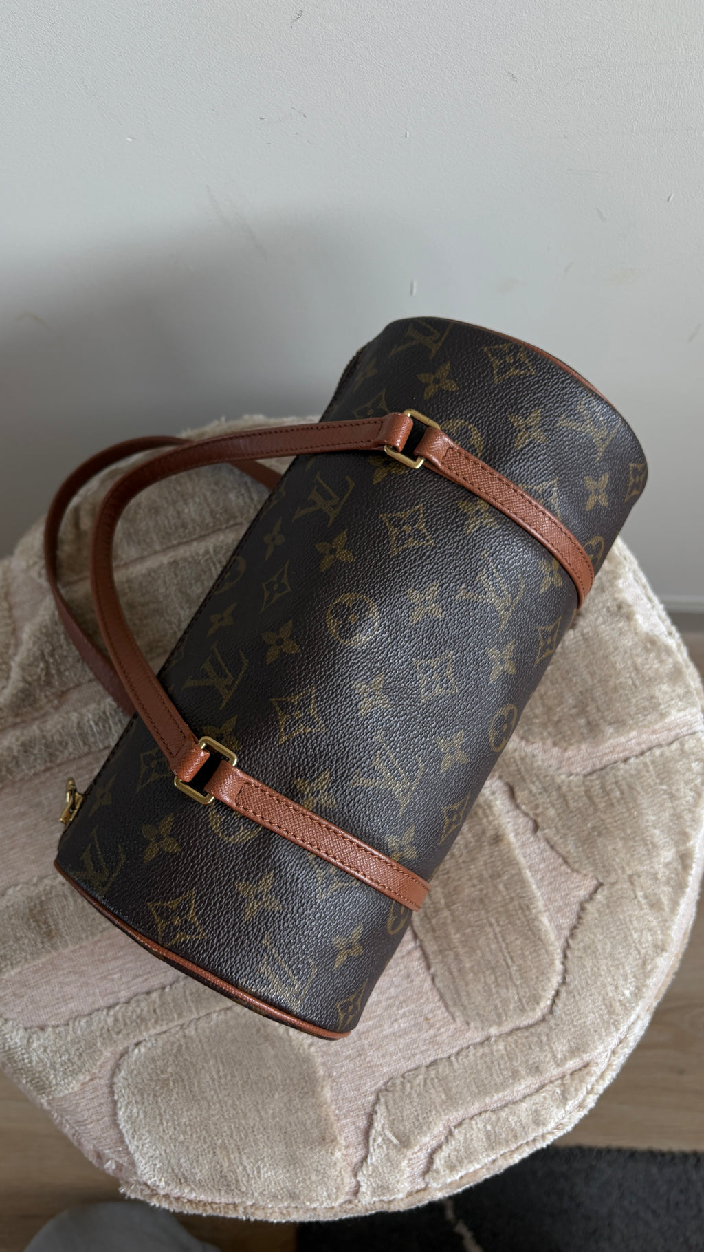 TRE41 - Louis Vuitton Papillon 26 Monogram - productfoto 11