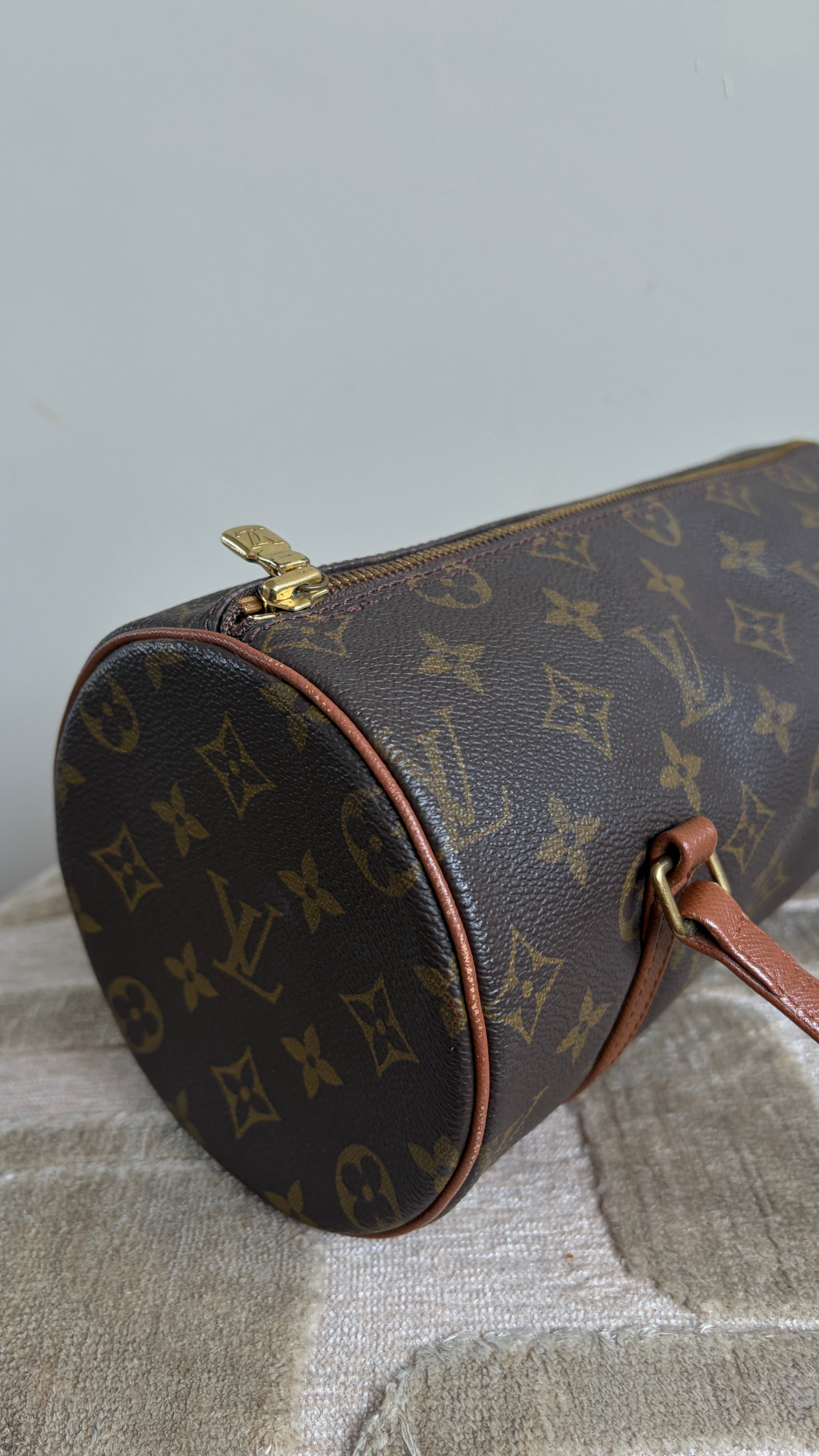 TRE41 - Louis Vuitton Papillon 26 Monogram - productfoto 12