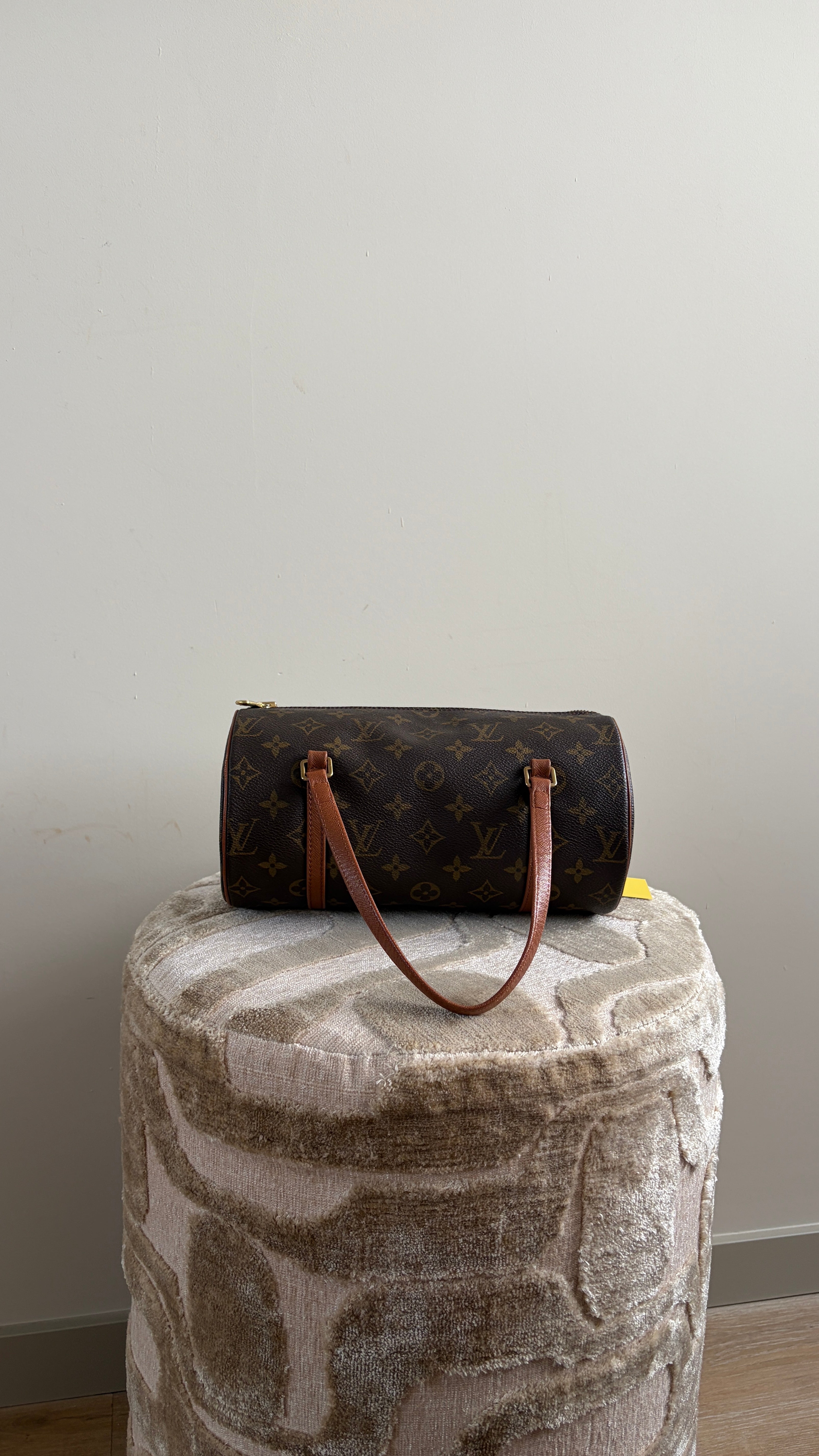TRE41 - Louis Vuitton Papillon 26 Monogram - productfoto 2