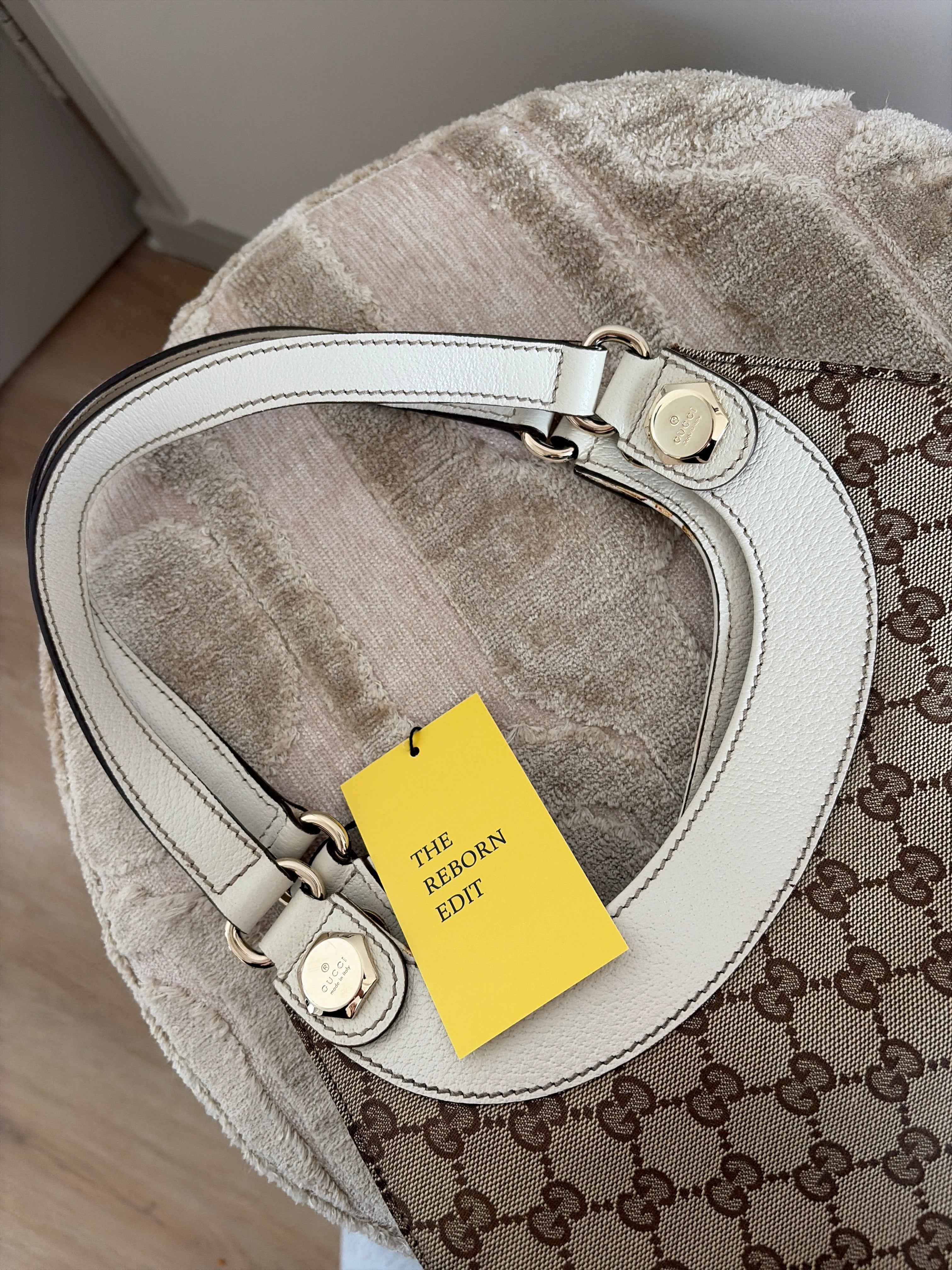TRE43 - Gucci Abbey Hobo Charmy Beige - Productfoto 17