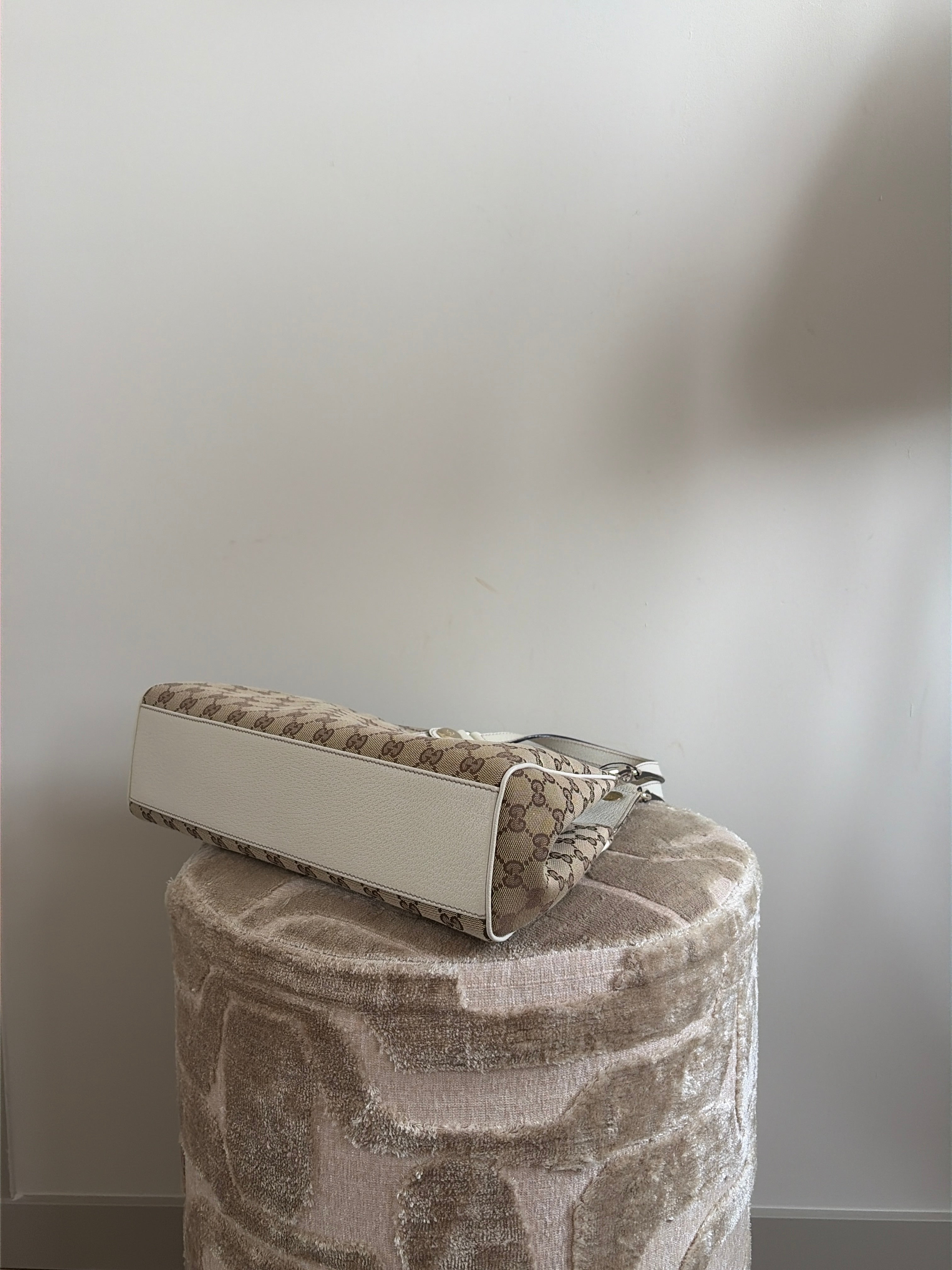 TRE43 - Gucci Abbey Hobo Charmy Beige - Productfoto 8