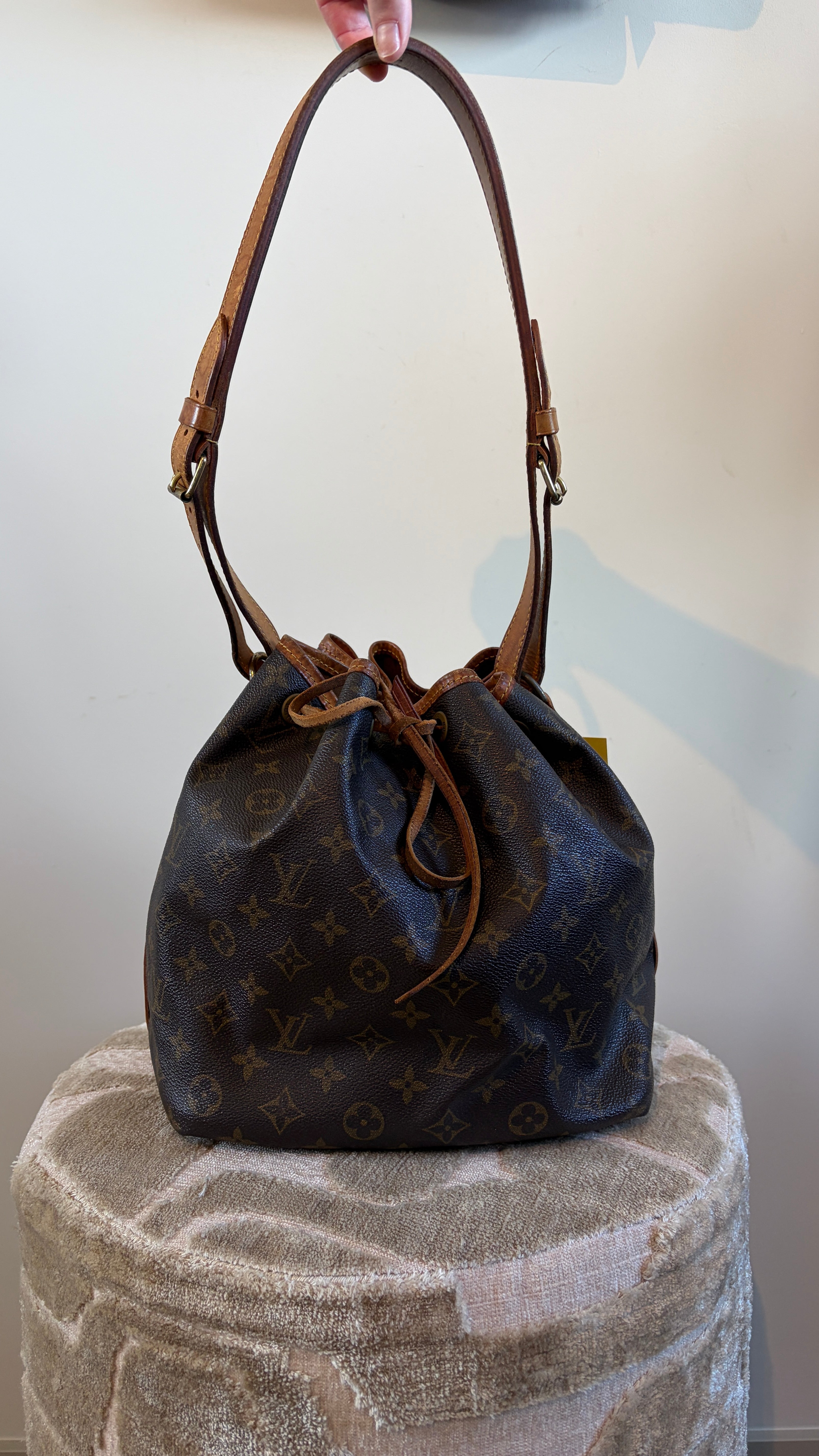 TRE44 - Louis Vuitton Petit Noe - productfoto 1