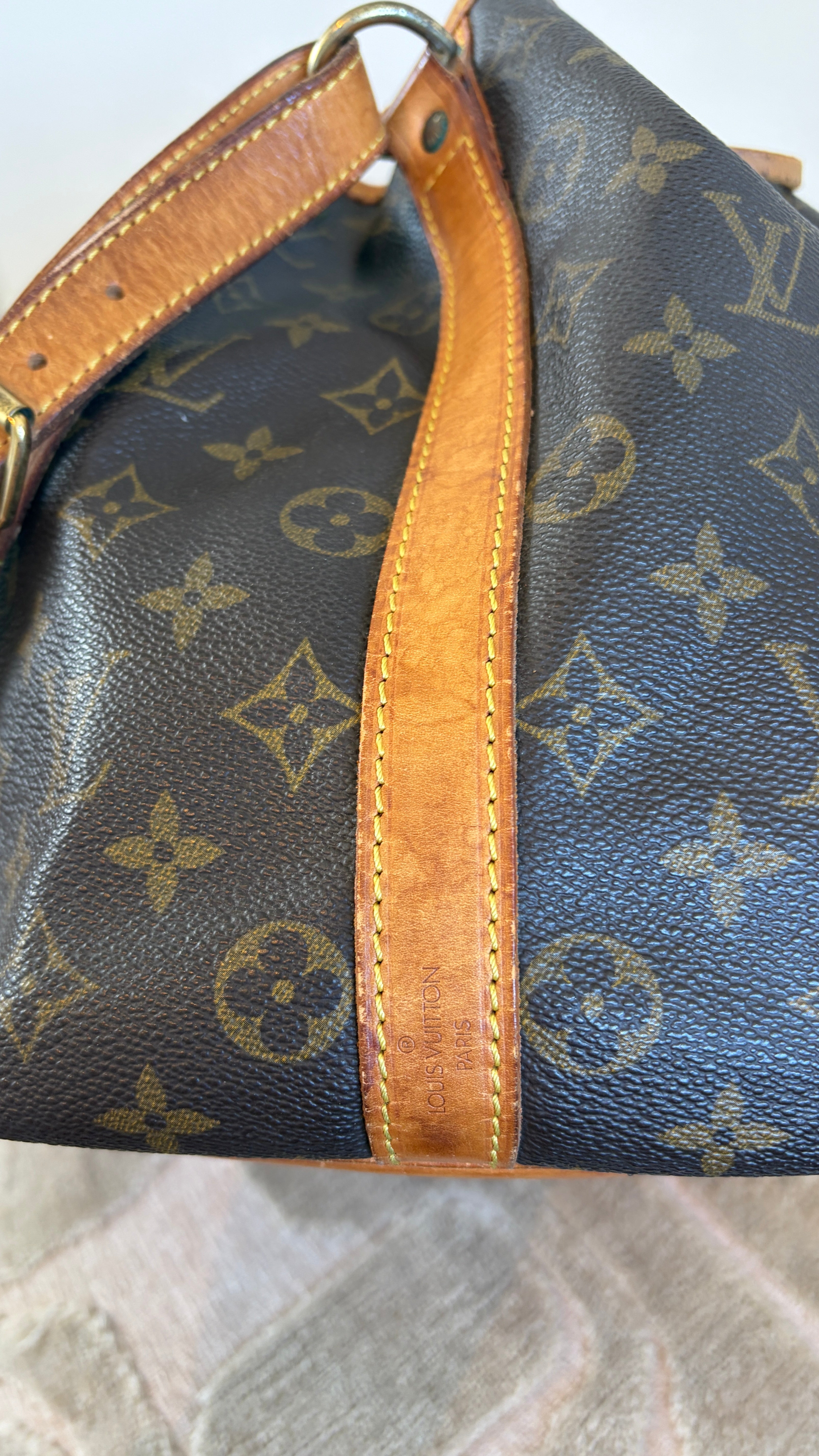 TRE44 - Louis Vuitton Petit Noe - productfoto 10