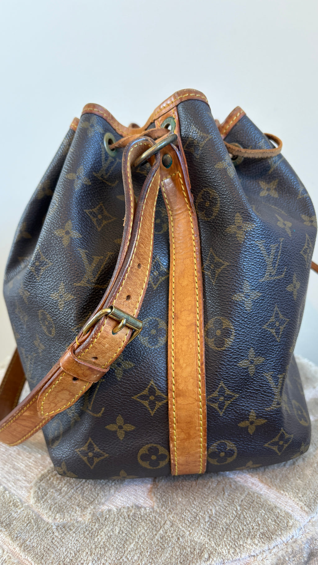 TRE44 - Louis Vuitton Petit Noe - productfoto 11
