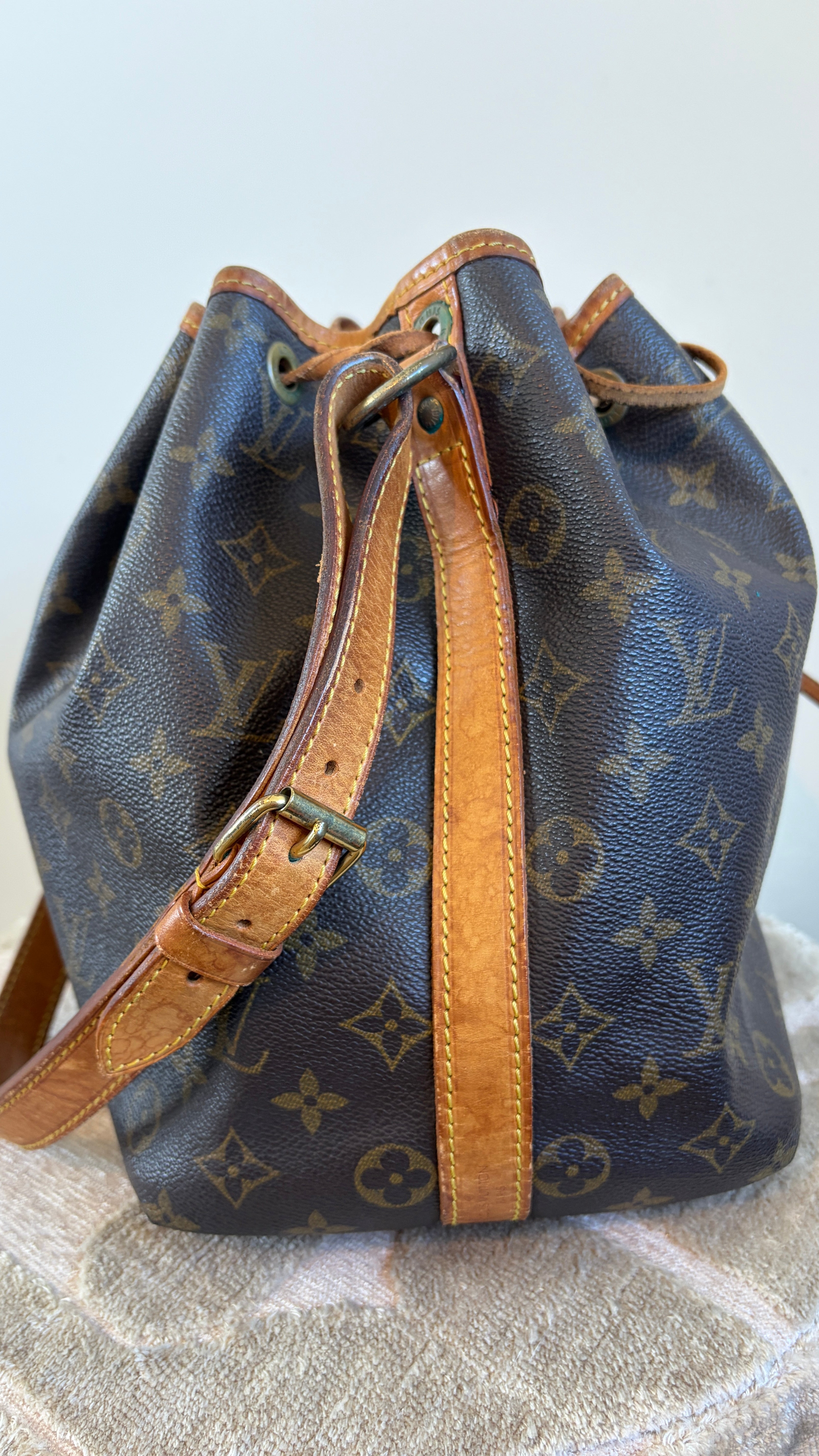 TRE44 - Louis Vuitton Petit Noe - productfoto 11