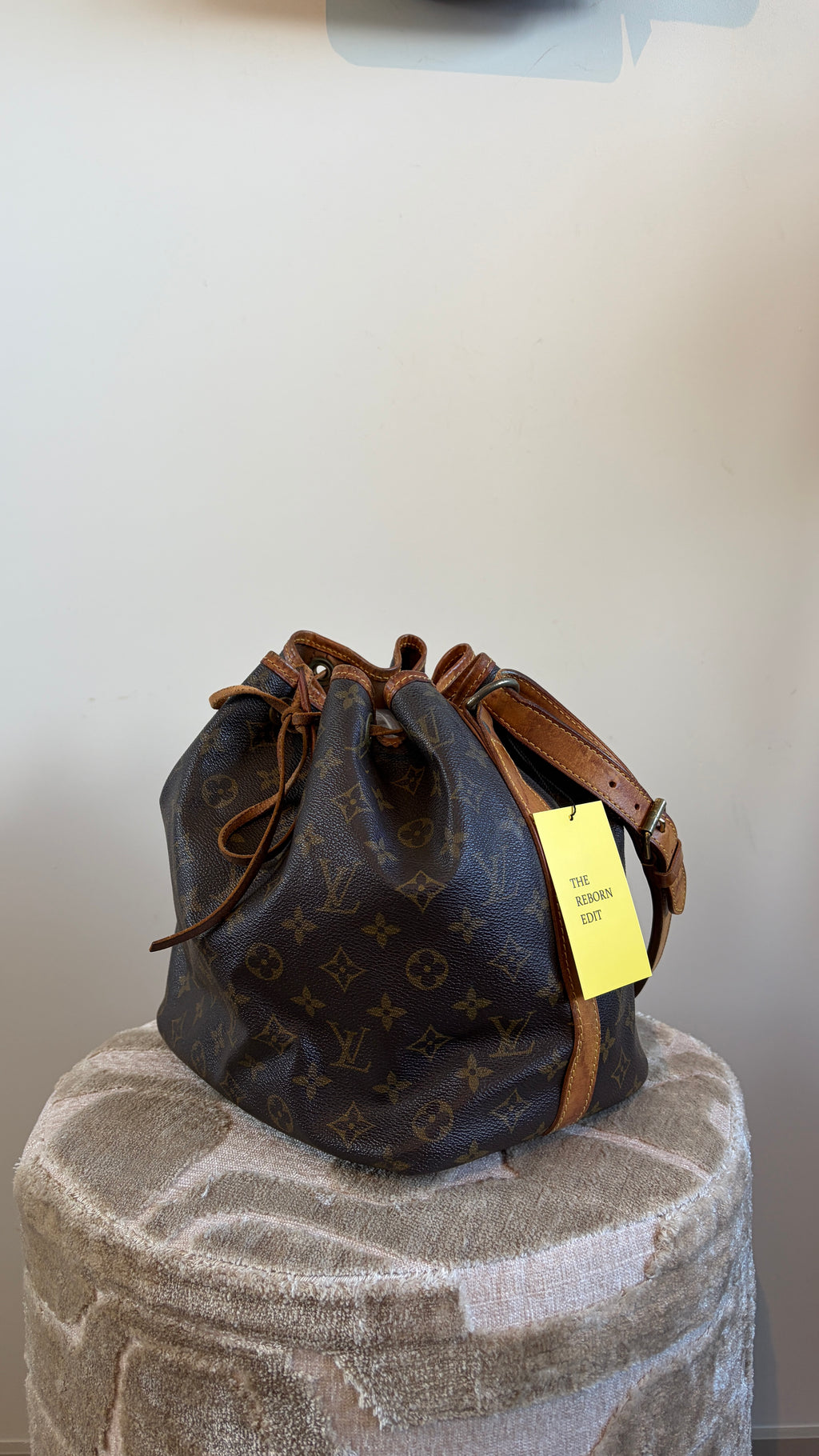 TRE44 - Louis Vuitton Petit Noe - productfoto 3