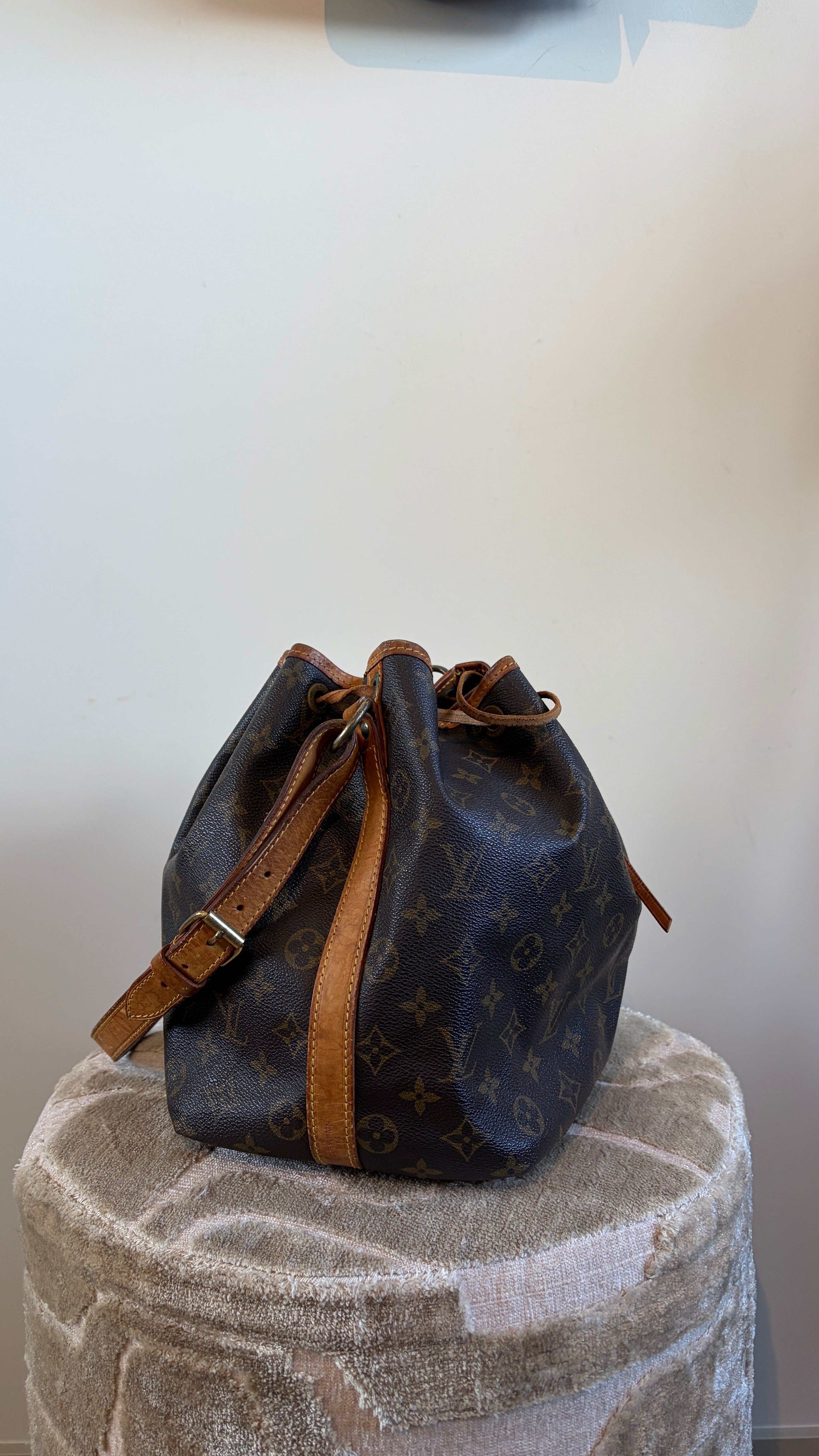 TRE44 - Louis Vuitton Petit Noe - productfoto 7