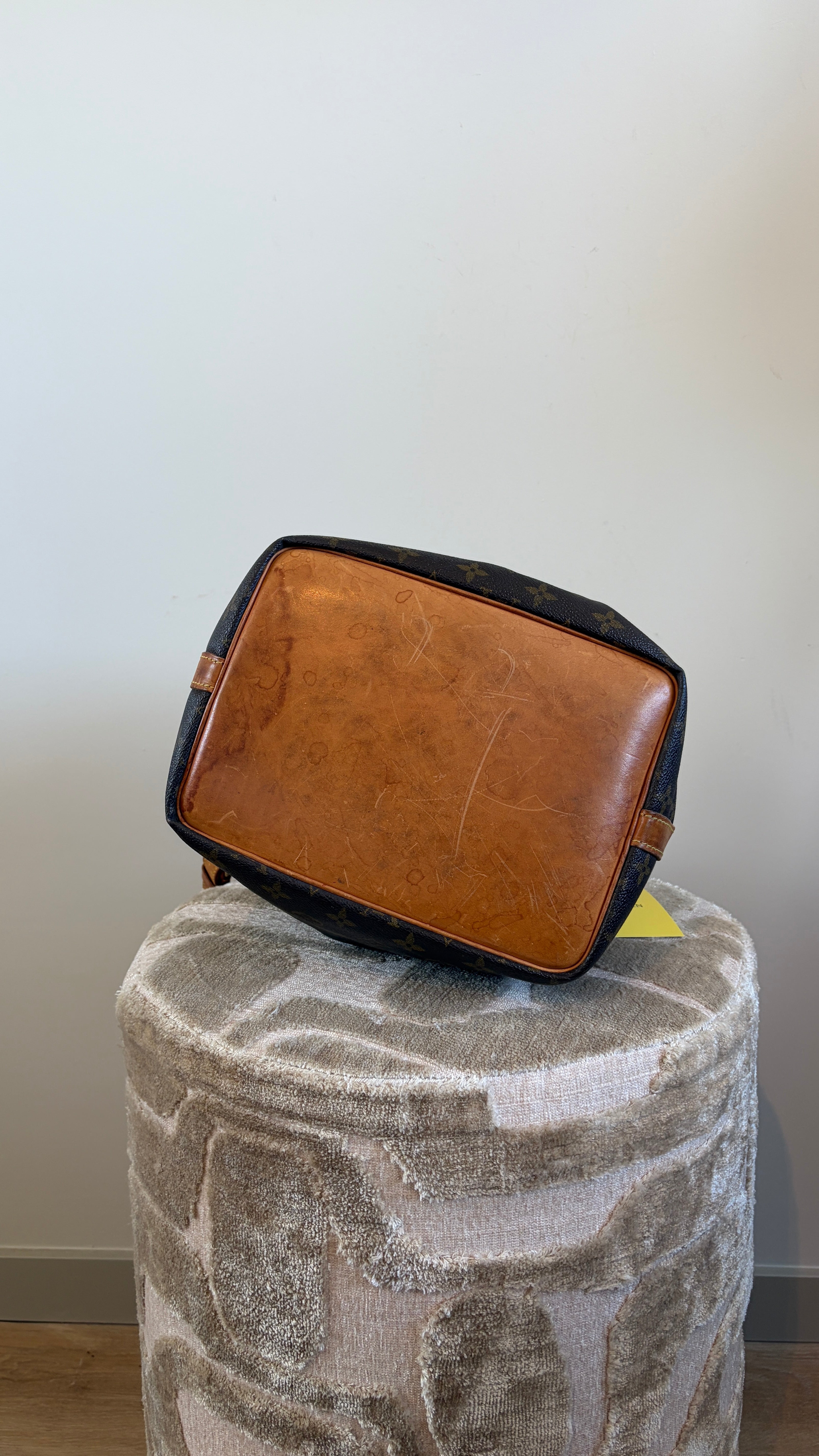 TRE44 - Louis Vuitton Petit Noe - productfoto 9