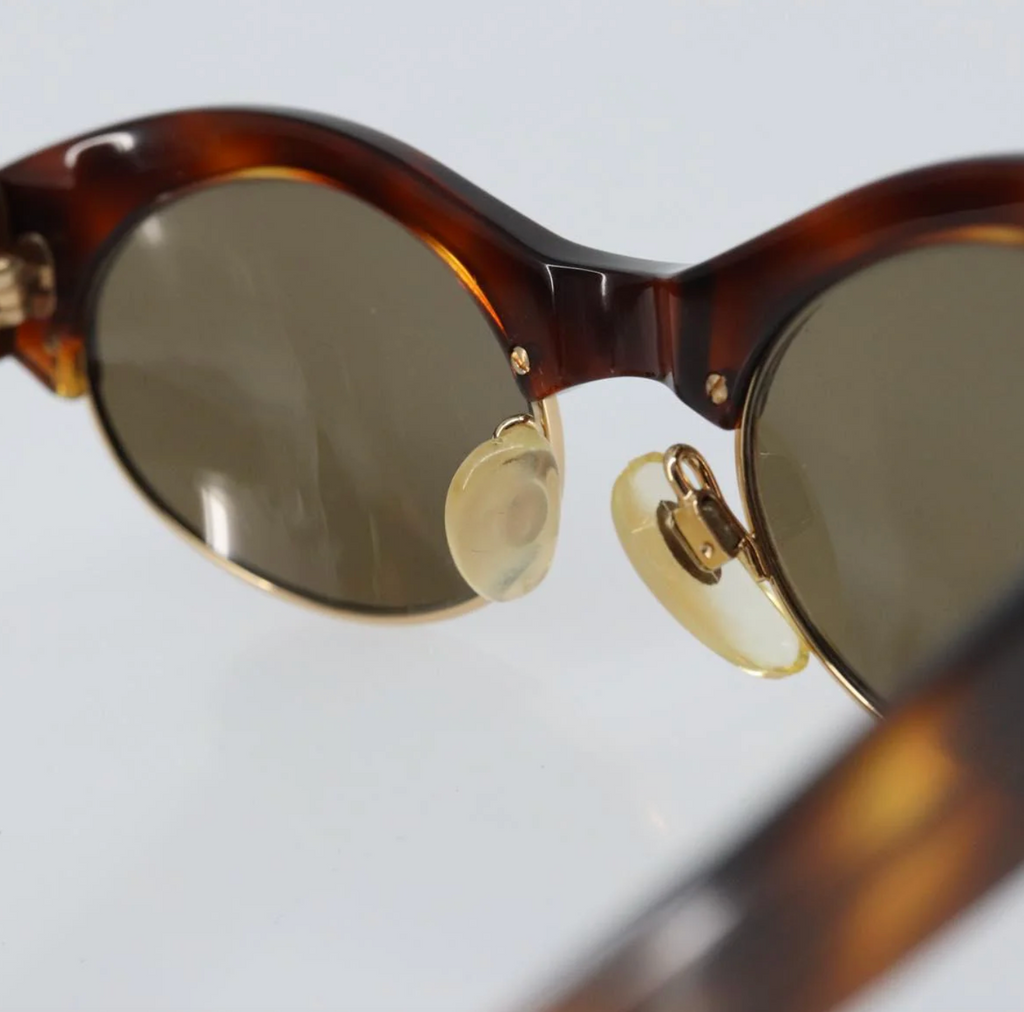 TRE50 - Chanel sunglasses plastic brown CC - 9