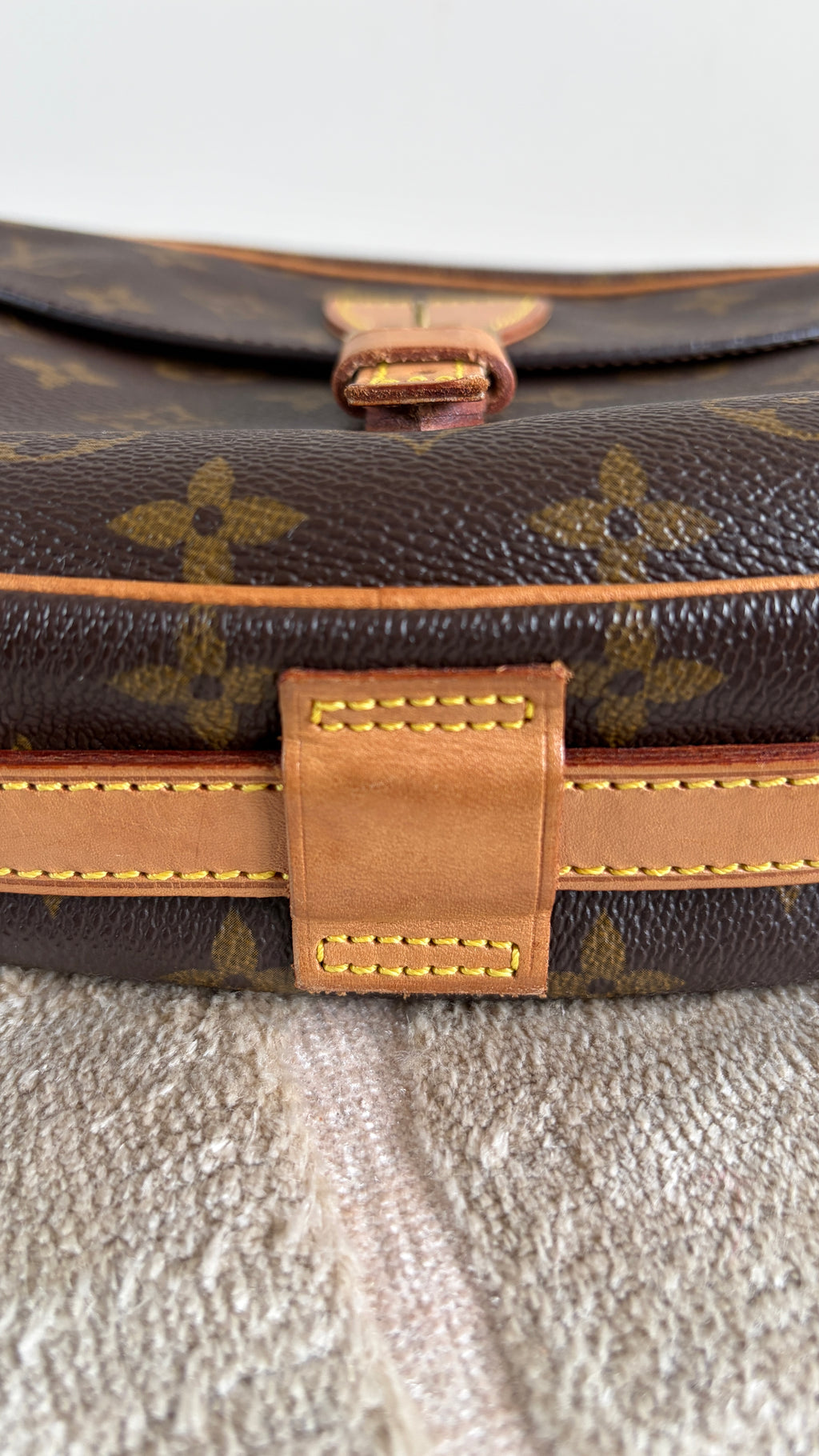 TRE51 - Louis Vuitton Jeune Fille MM - 14