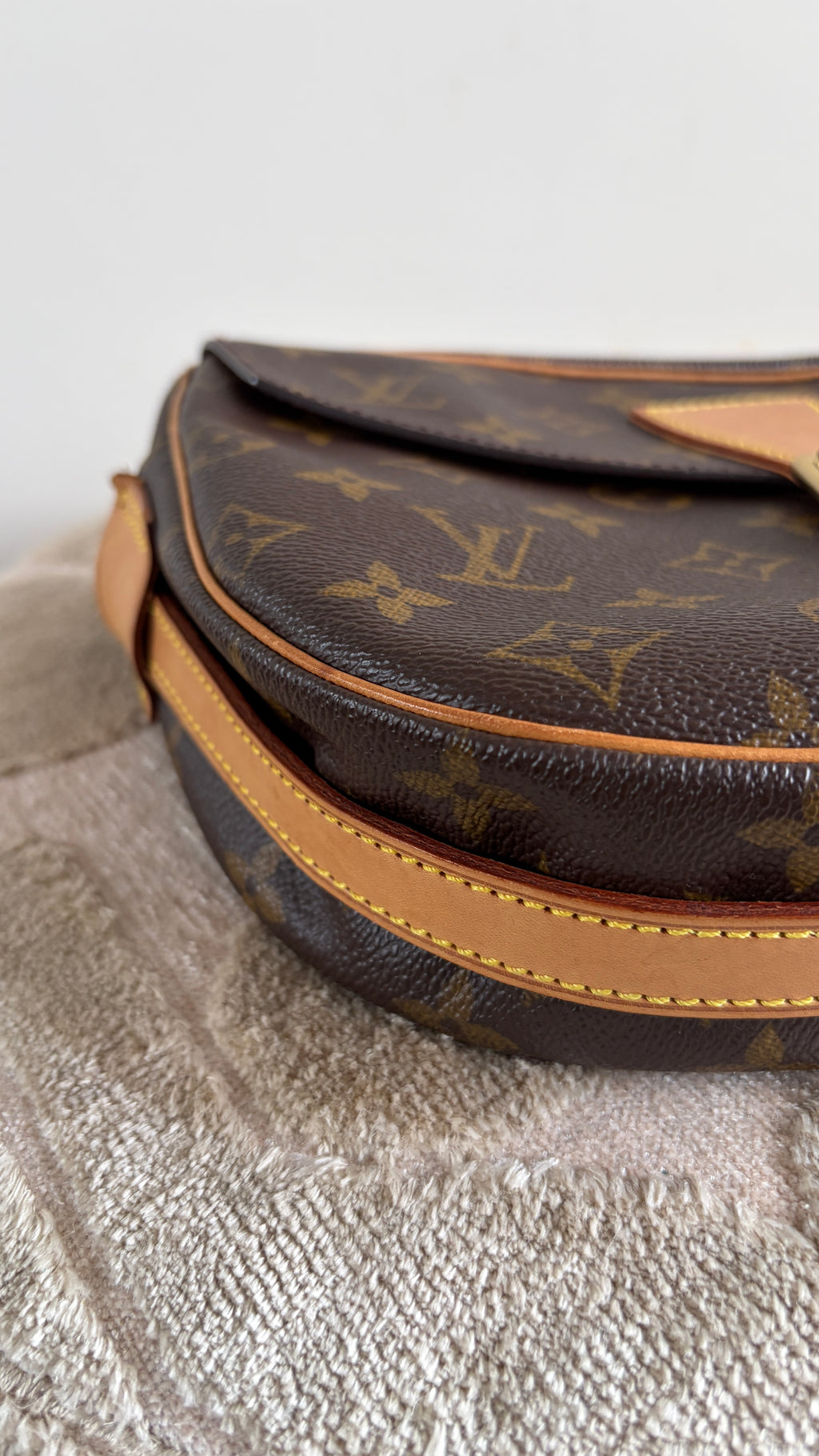 TRE51 - Louis Vuitton Jeune Fille MM - 8