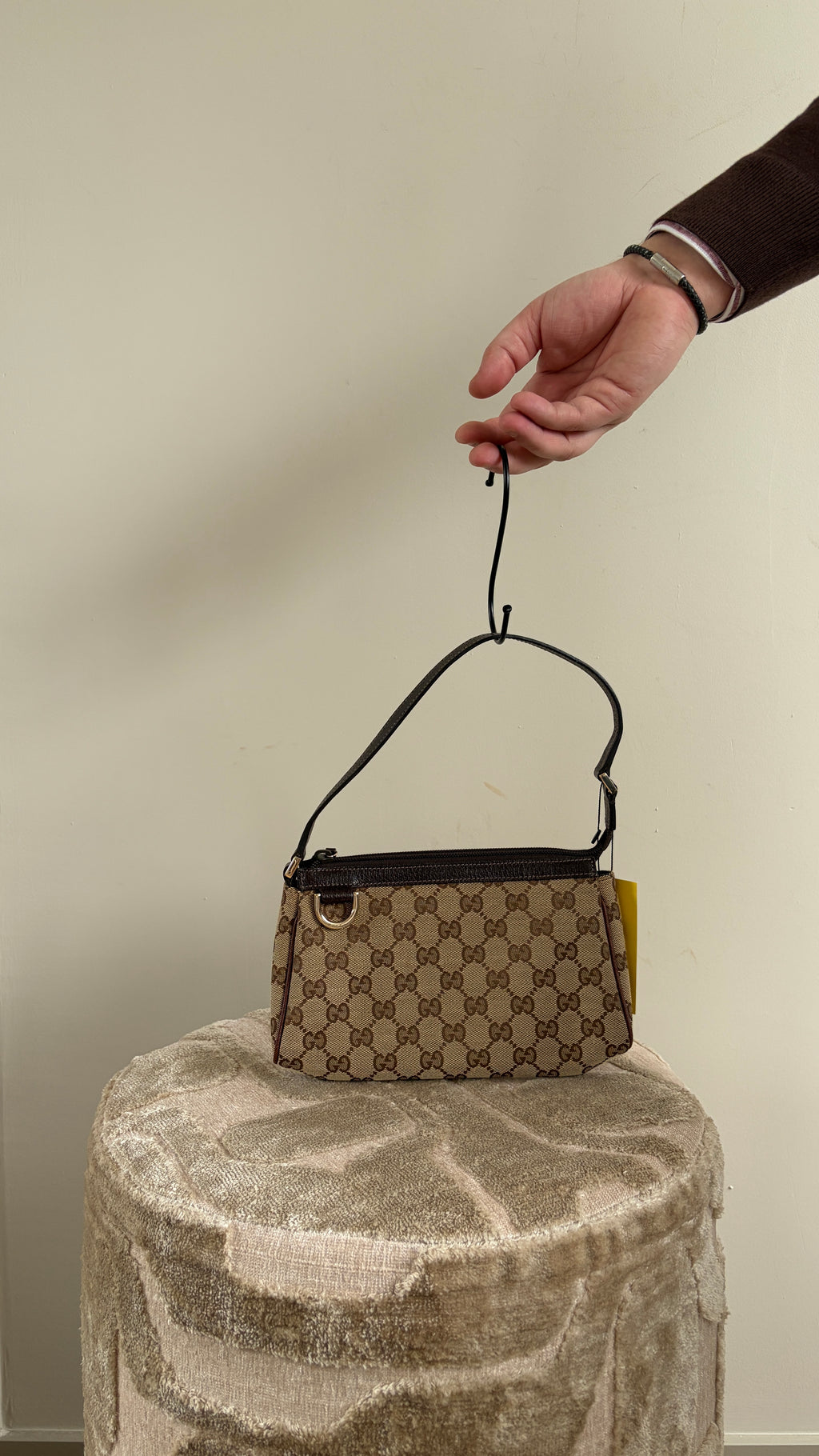 TRE52 - Gucci Abbey Accessory Pouch beige - 1