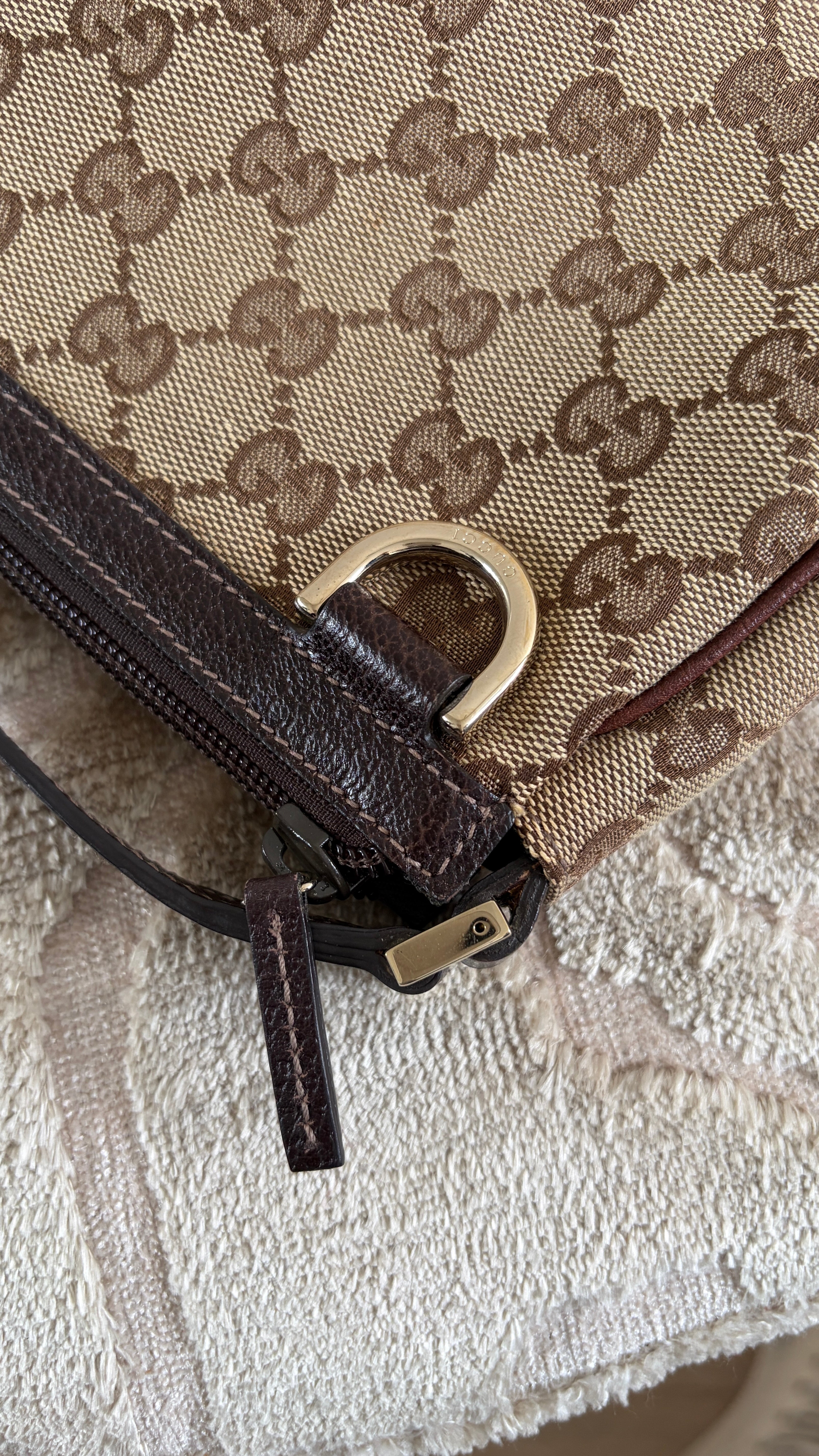 TRE52 - Gucci Abbey Accessory Pouch beige - 12