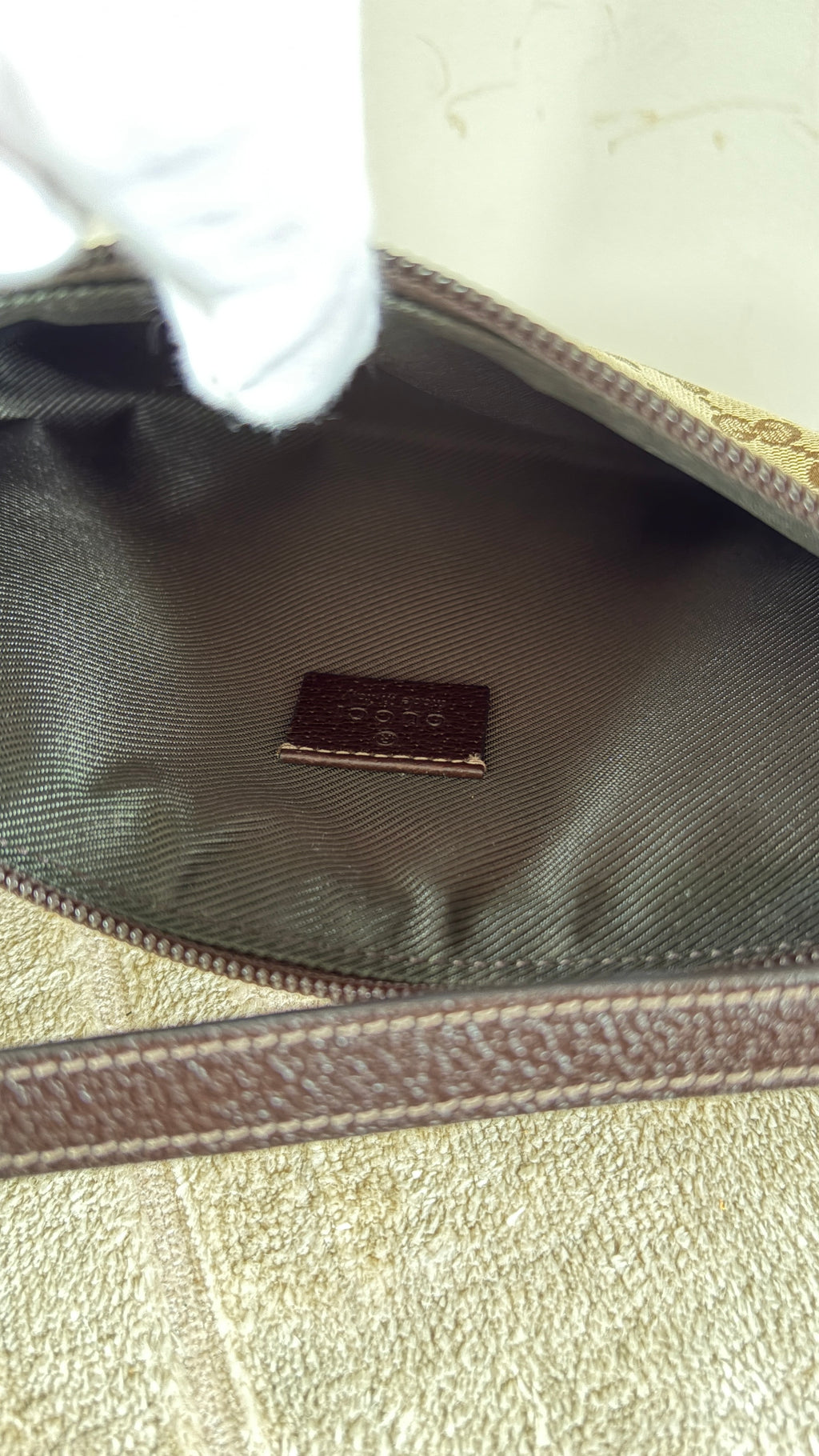 TRE52 - Gucci Abbey Accessory Pouch beige - 8