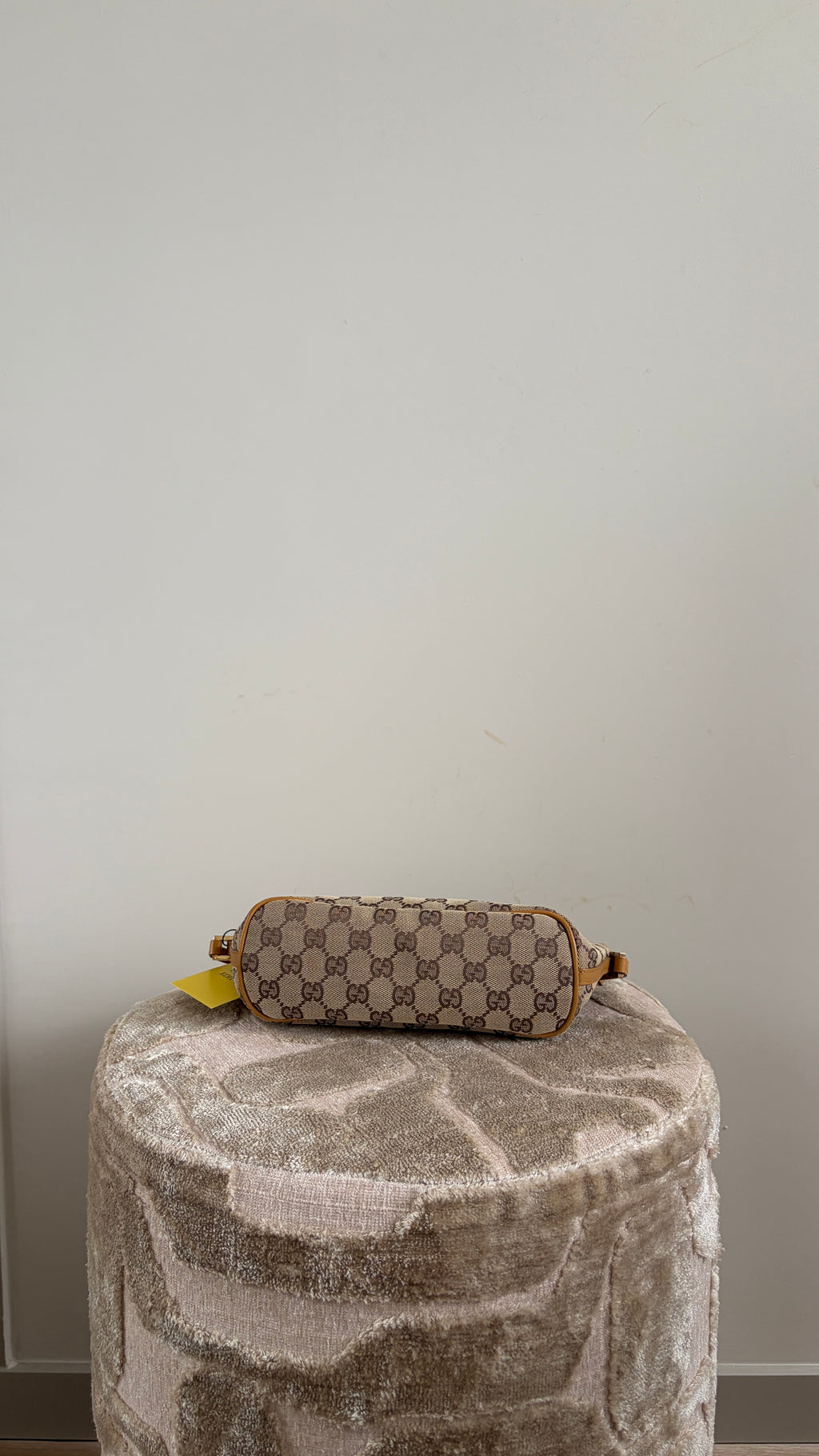 TRE54 - Gucci Boat Bag beige - 5