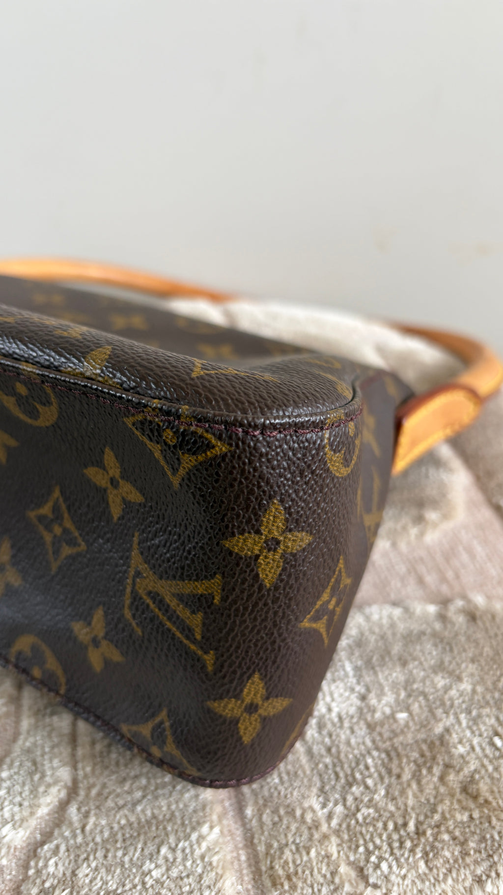 TRE57 - Louis Vuitton Mini Looping (PM) - 10