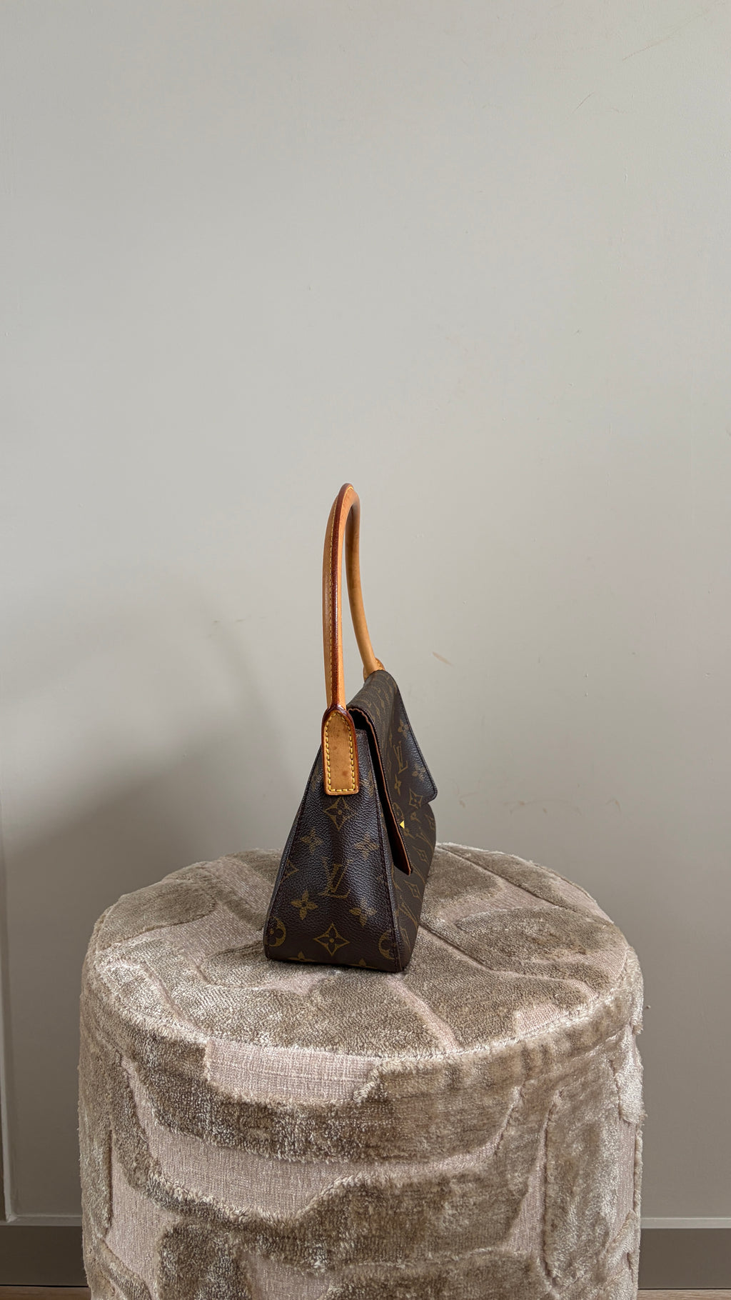 TRE57 - Louis Vuitton Mini Looping (PM) - 3
