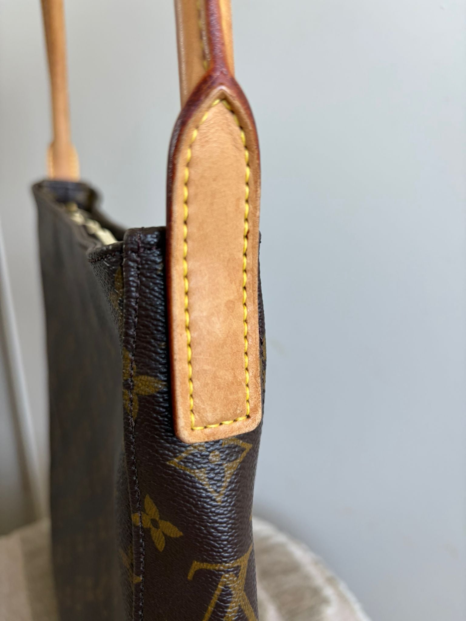 TRE73 - Louis Vuitton Looping GM - 8