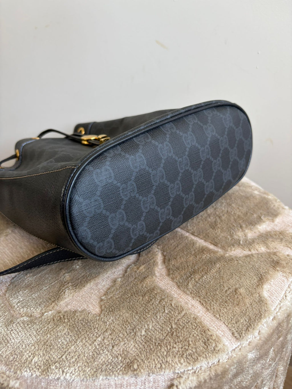 TRE75 - Gucci GG Supreme Web Sherry Line Bucket Bag - 10