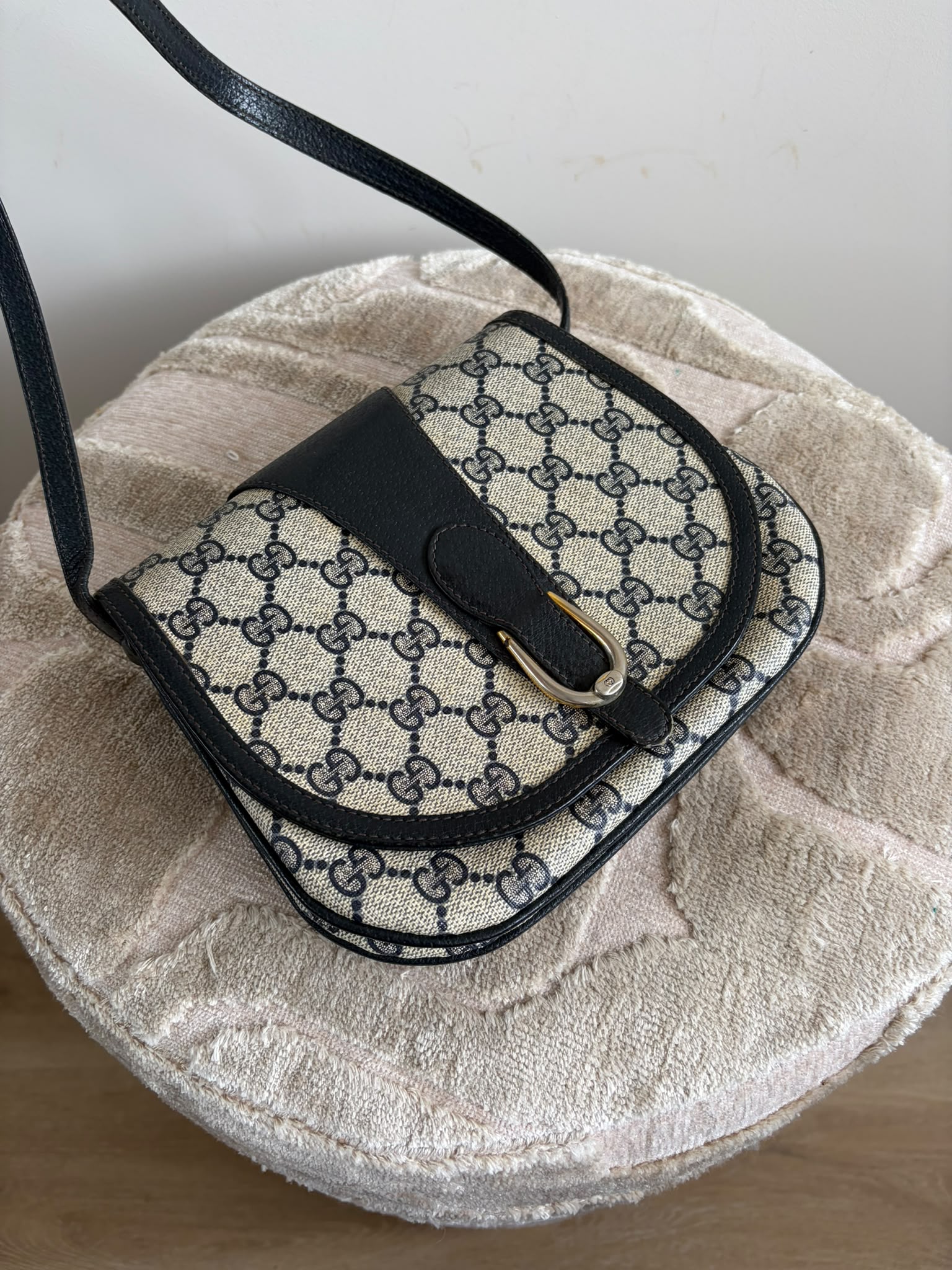 Gucci GG Supreme Shoulder Bag PVC