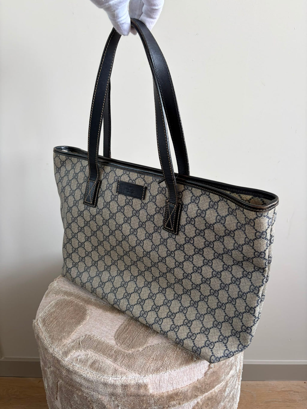 TRE81 - Gucci GG Supreme tote bag black beige PVC - 1